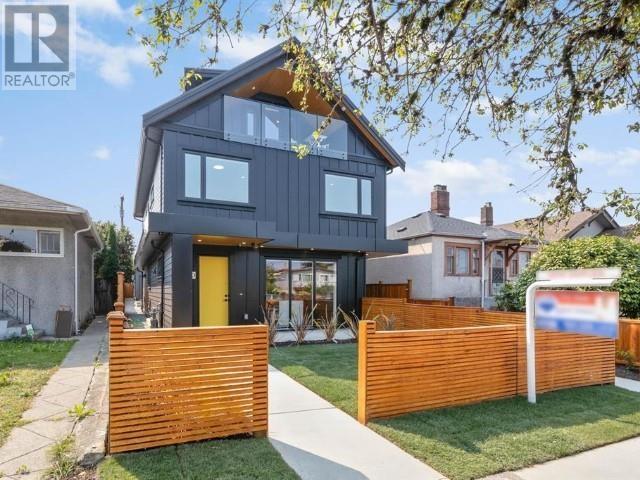 2042 MANNERING AVENUE, vancouver, British Columbia