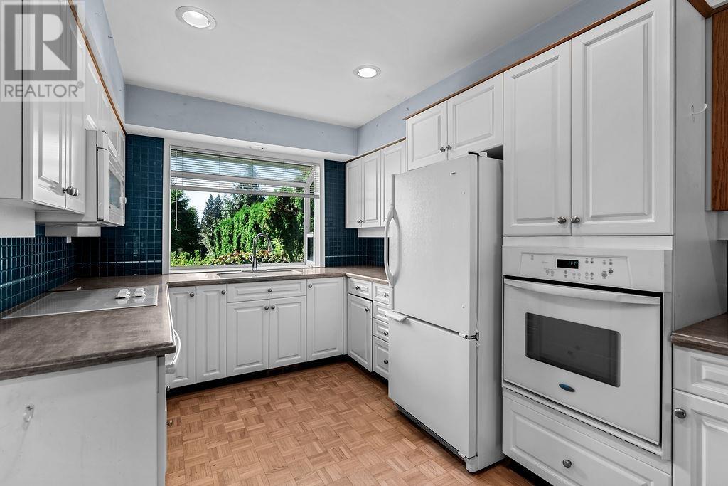 658 E Kings Road, North Vancouver, British Columbia  V7N 1J7 - Photo 28 - R2812835