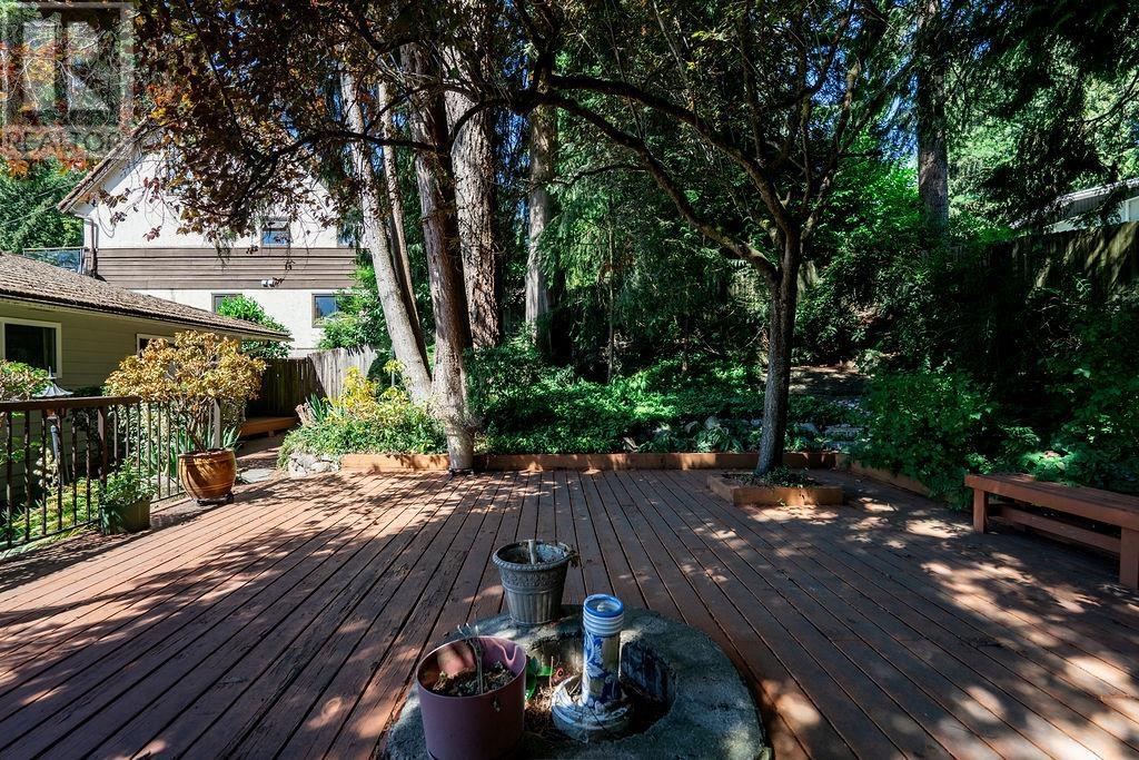 658 E Kings Road, North Vancouver, British Columbia  V7N 1J7 - Photo 33 - R2812835