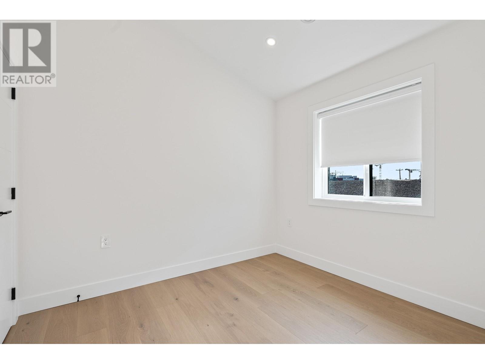 3084 E 8th Avenue, Vancouver, British Columbia  V5M 1X3 - Photo 32 - R2812918