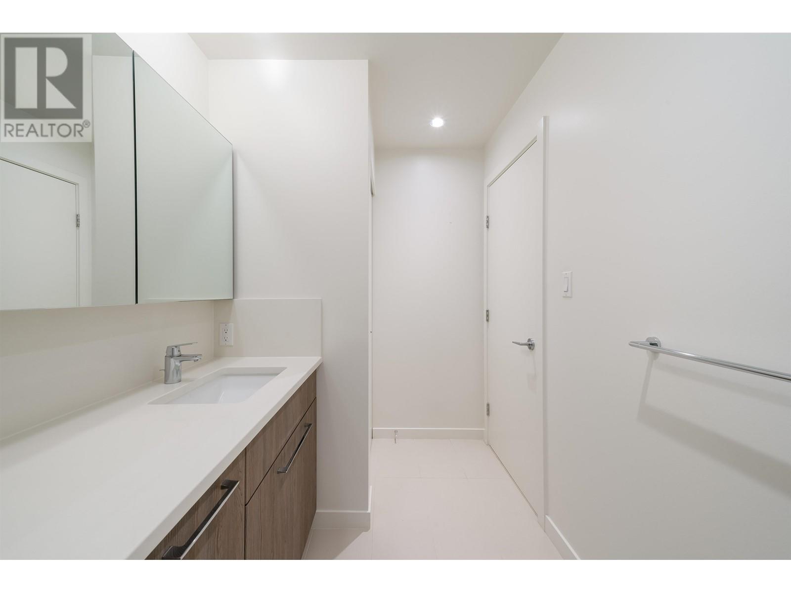 209 691 North Road, Coquitlam, British Columbia  V3J 0H9 - Photo 13 - R2812957