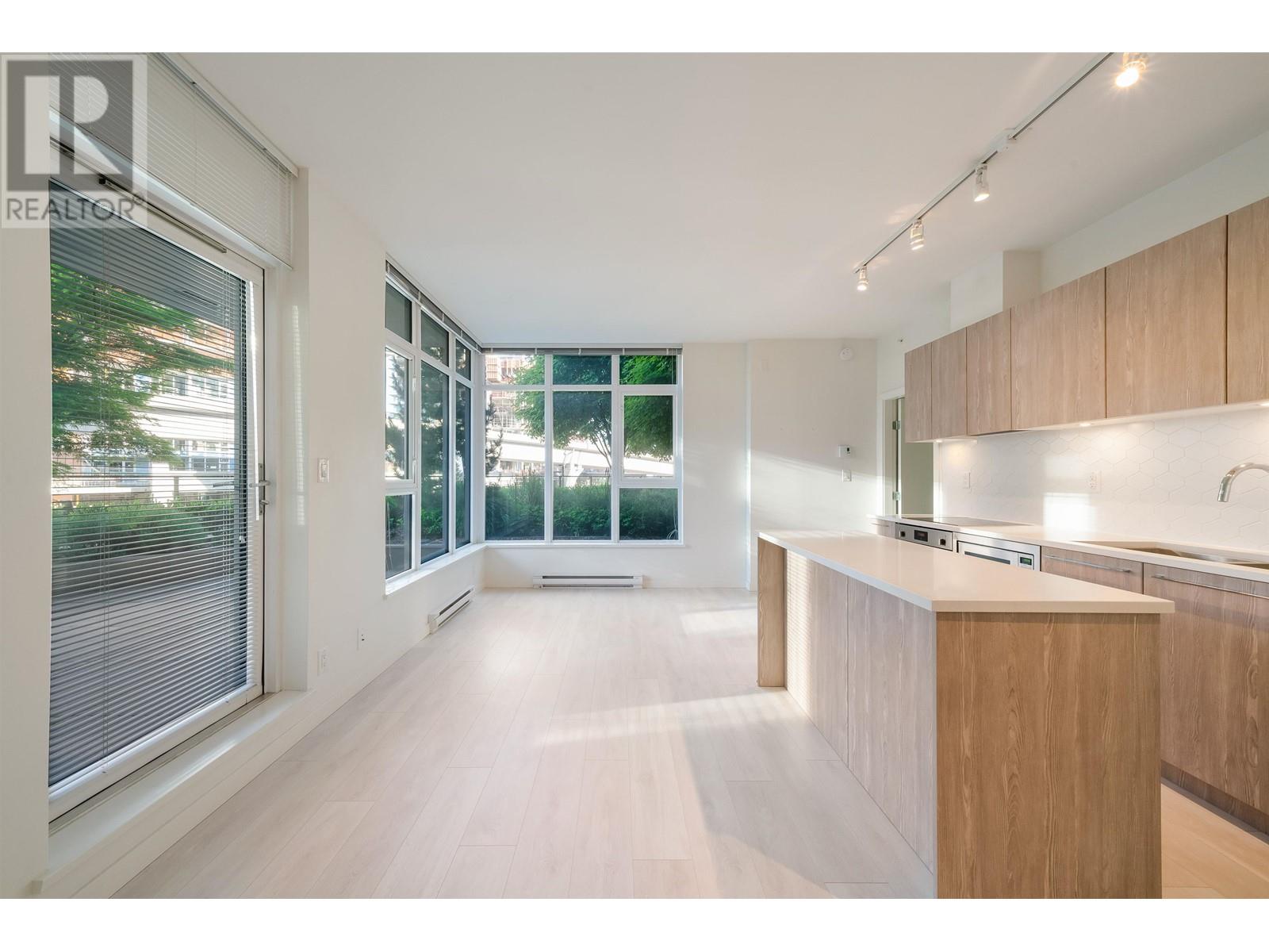 209 691 North Road, Coquitlam, British Columbia  V3J 0H9 - Photo 6 - R2812957