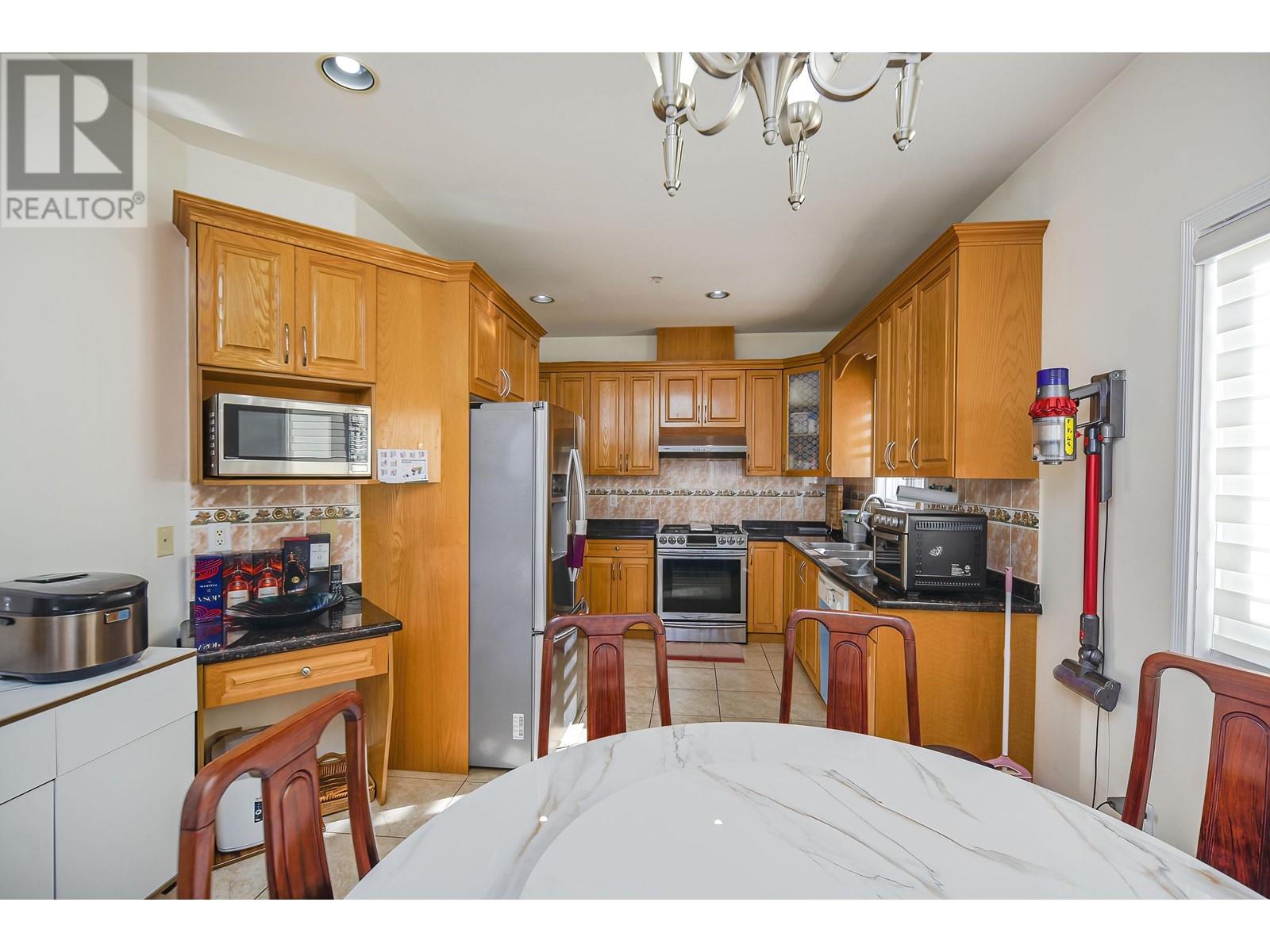 3239 E 24th Avenue, Vancouver, British Columbia  V5R 1G1 - Photo 13 - R2812256