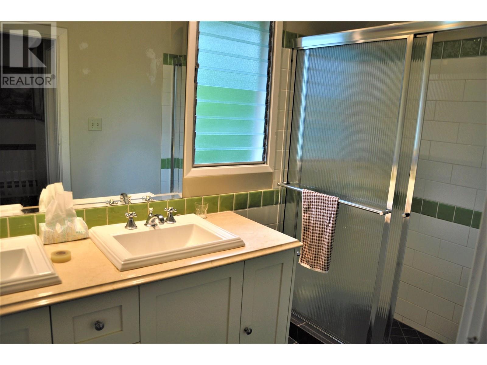 5584 Laburnum Street, Vancouver, British Columbia  V6M 3S8 - Photo 6 - R2812881