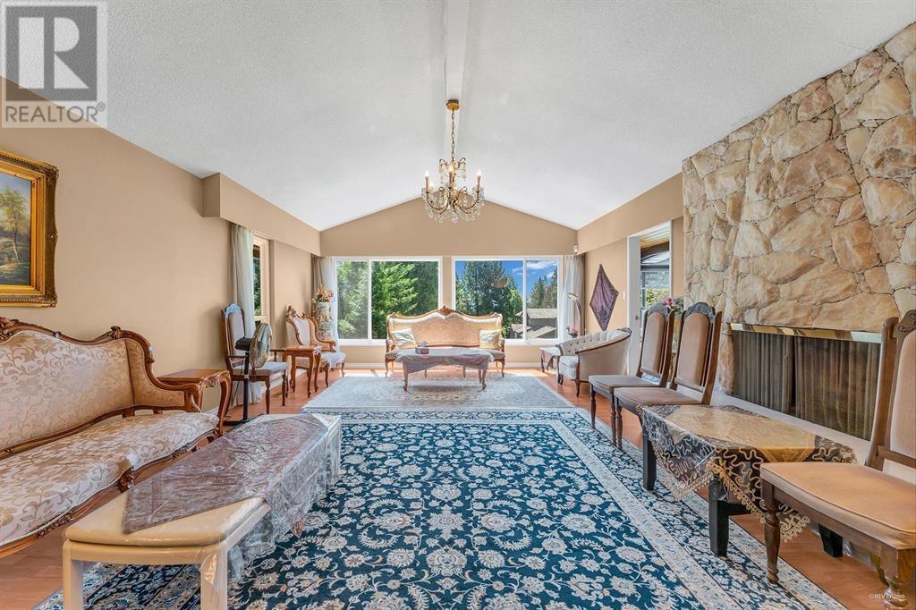 1181 Chartwell Drive, West Vancouver, British Columbia  V7S 2R1 - Photo 3 - R2812406