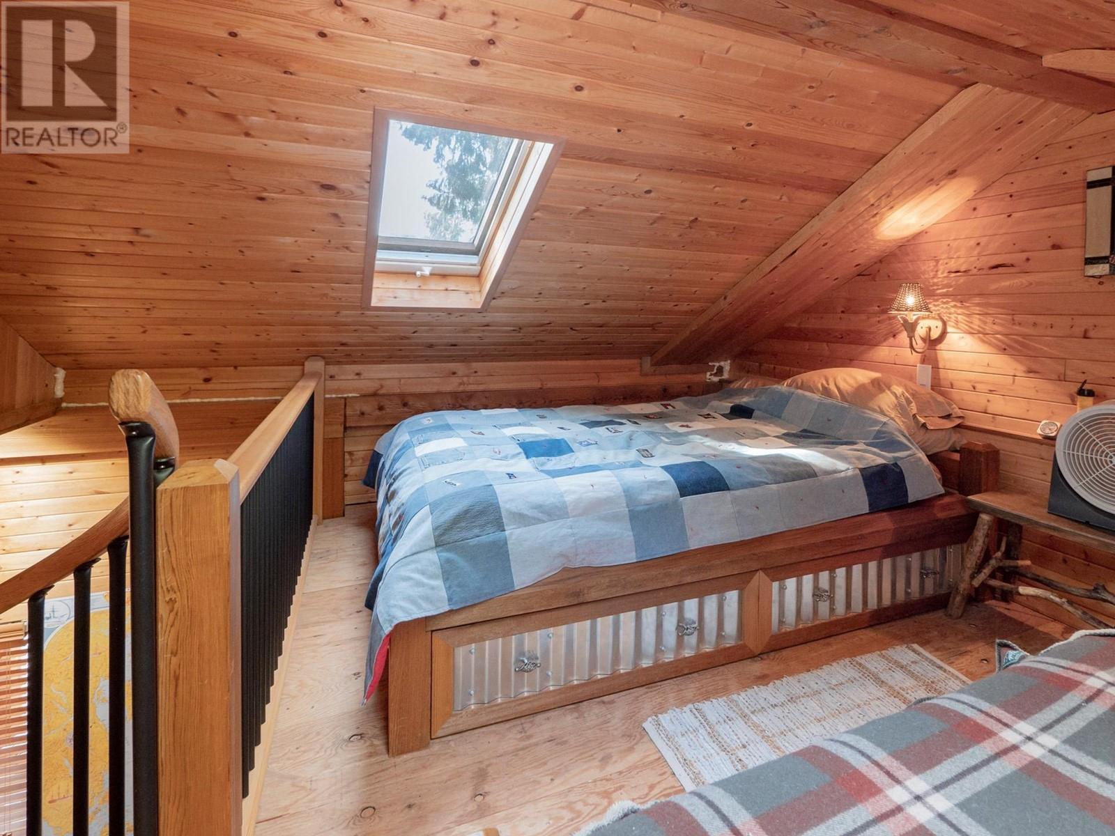 9305 Stephens Way, Halfmoon Bay, British Columbia  V7Z 1G9 - Photo 19 - R2810916