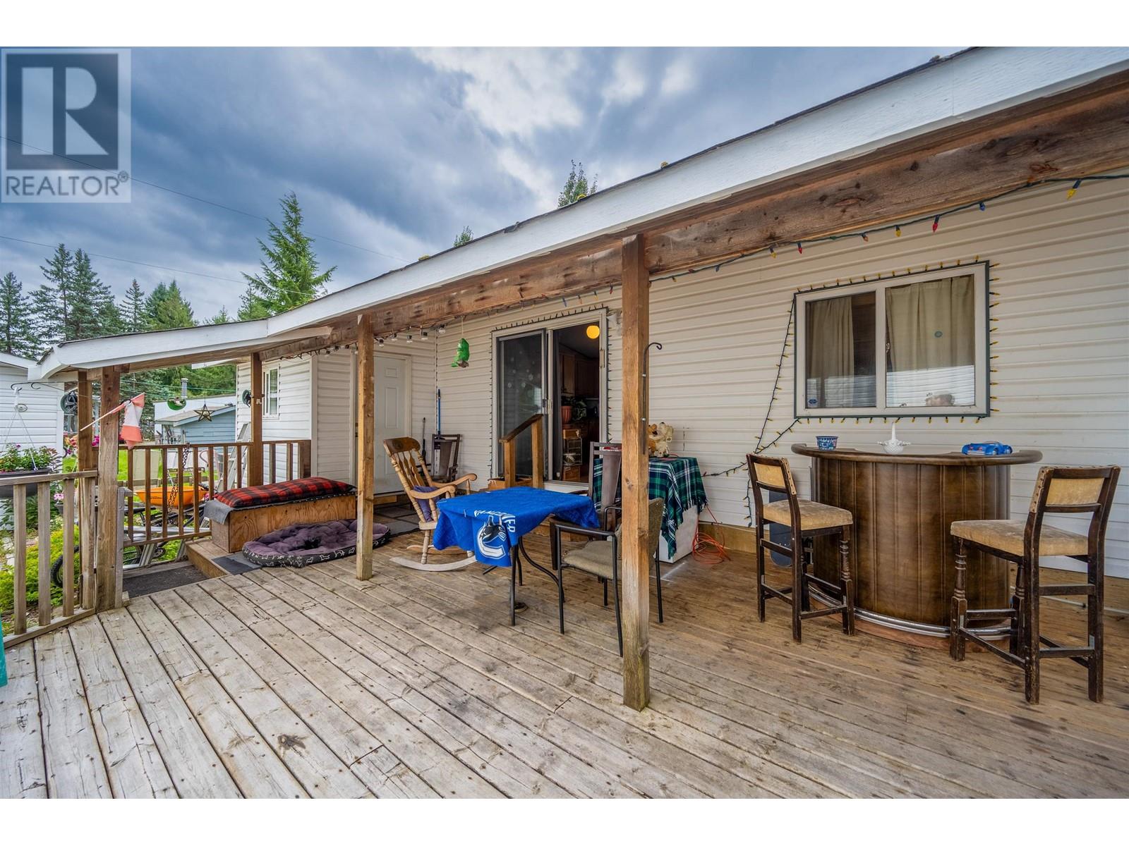 40 7370 Highway 99, Pemberton, British Columbia  V0N 2L0 - Photo 2 - R2811866