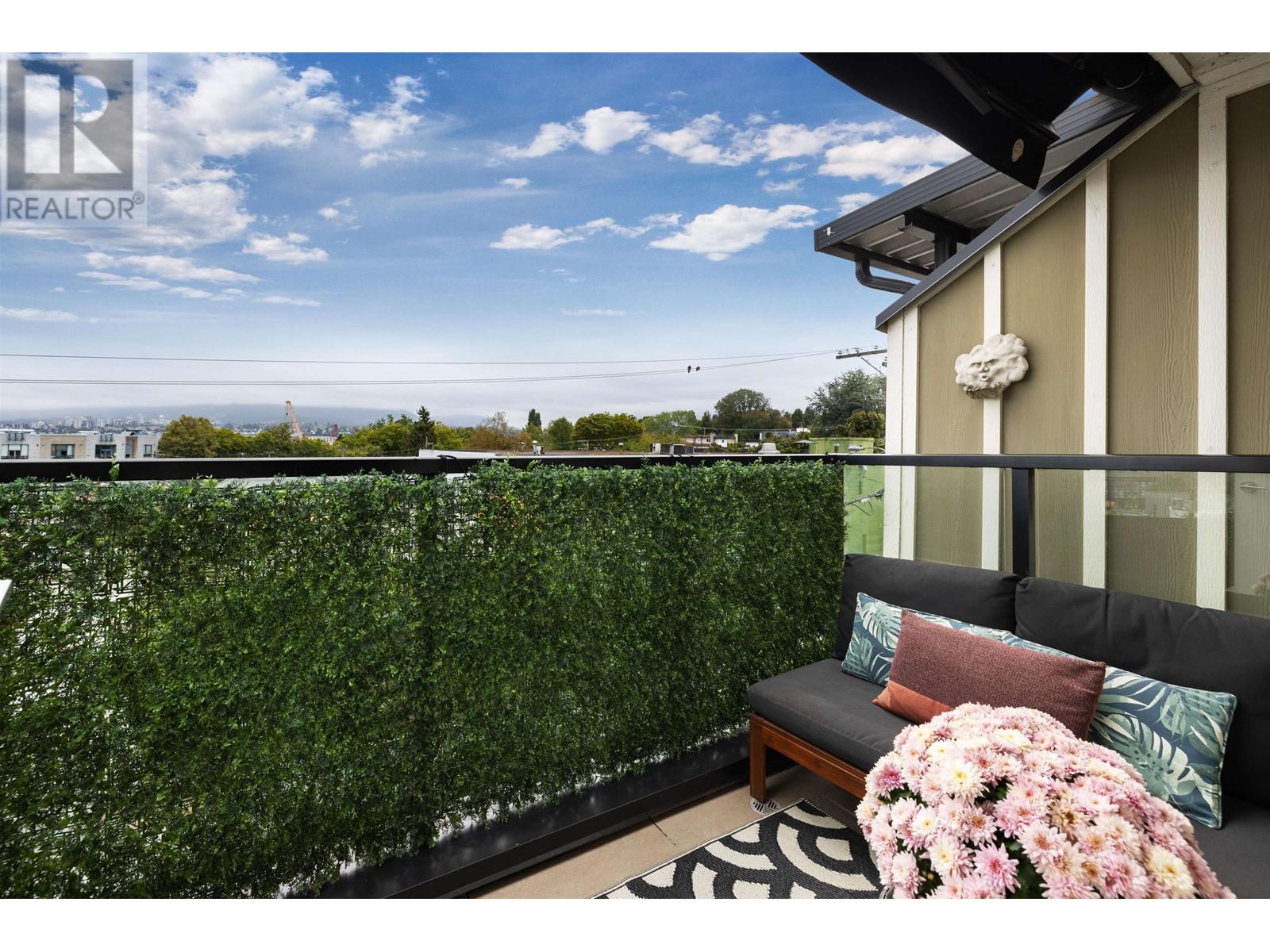 2051 Triumph Street, Vancouver, British Columbia  V5L 1K7 - Photo 12 - R2812969