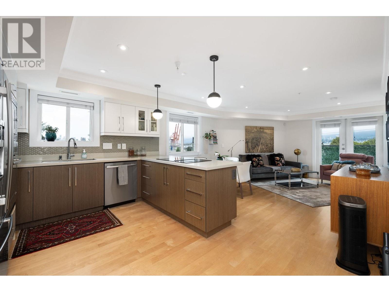 2051 Triumph Street, Vancouver, British Columbia  V5L 1K7 - Photo 17 - R2812969