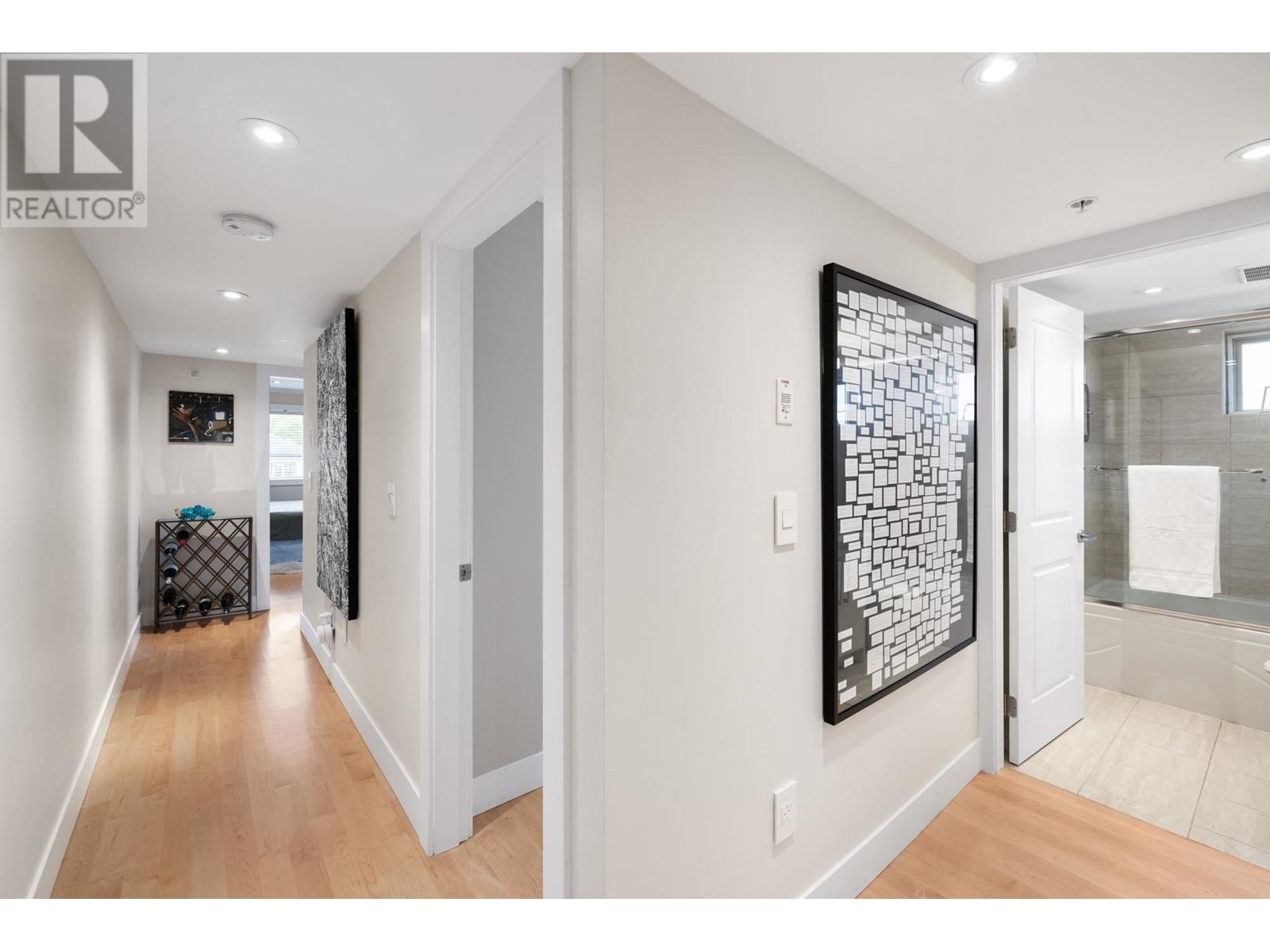 2051 Triumph Street, Vancouver, British Columbia  V5L 1K7 - Photo 24 - R2812969