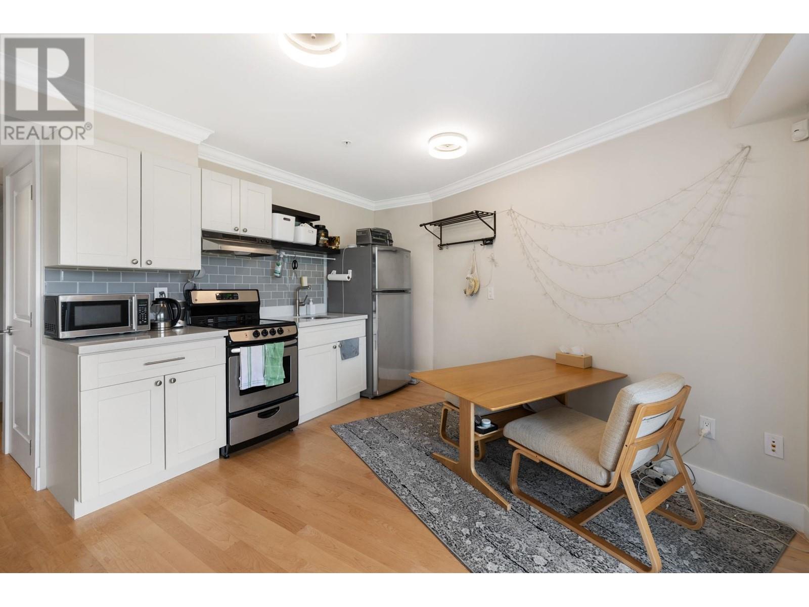 2051 Triumph Street, Vancouver, British Columbia  V5L 1K7 - Photo 34 - R2812969