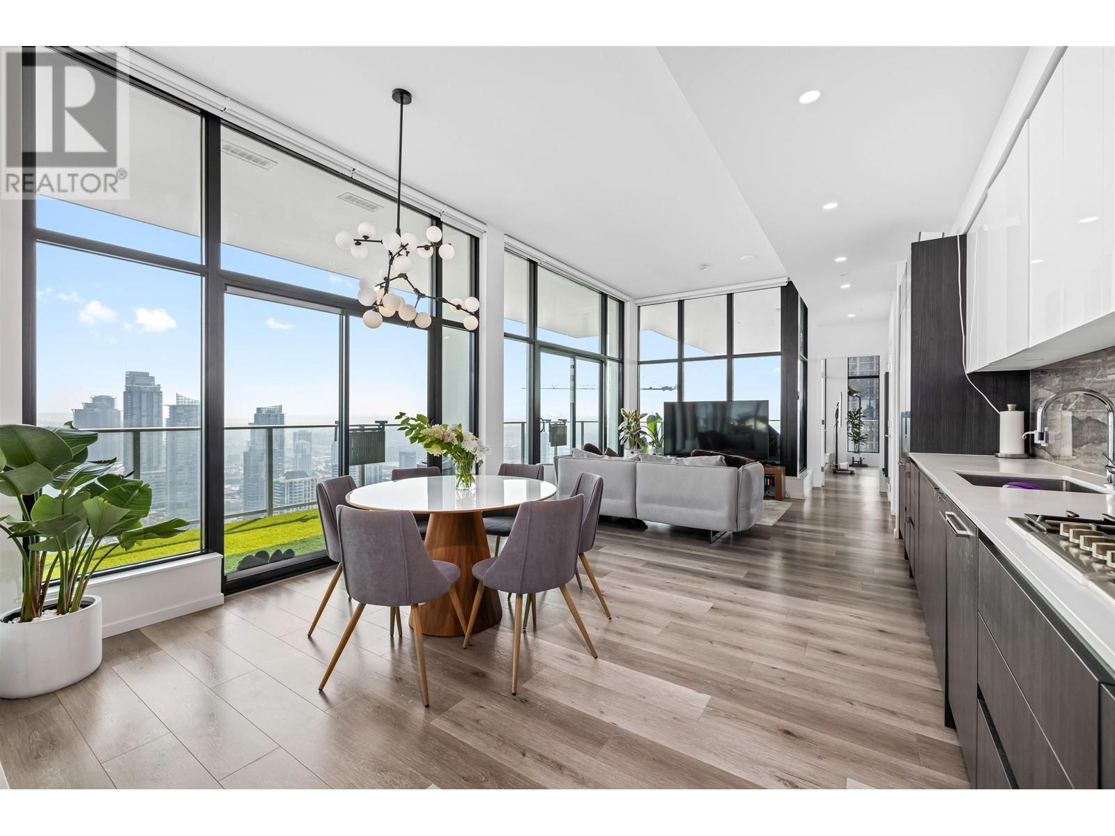 4501 1888 GILMORE AVENUE, burnaby, British Columbia