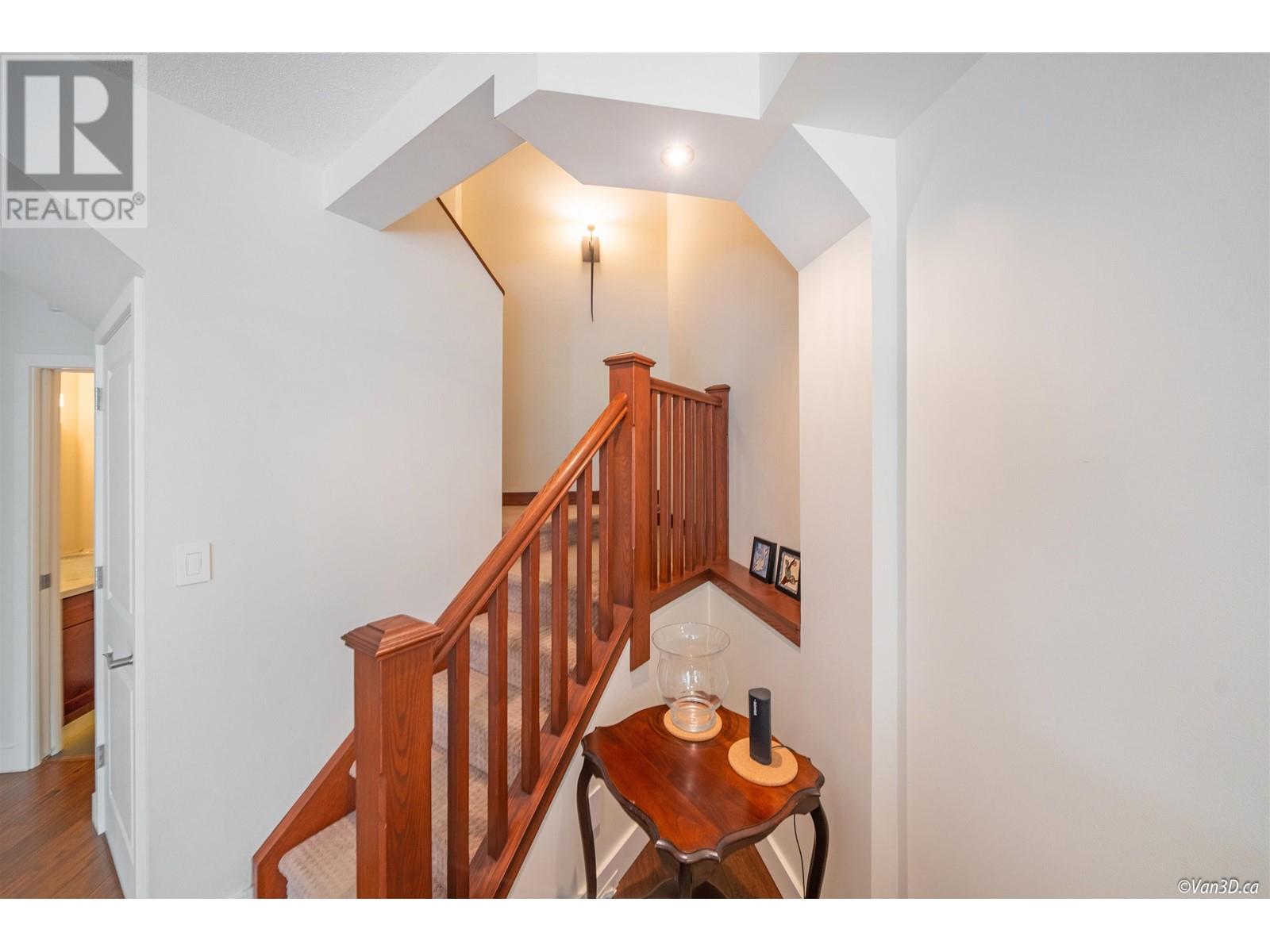 108 3600 Windcrest Drive, North Vancouver, British Columbia  V7G 2S5 - Photo 10 - R2813090