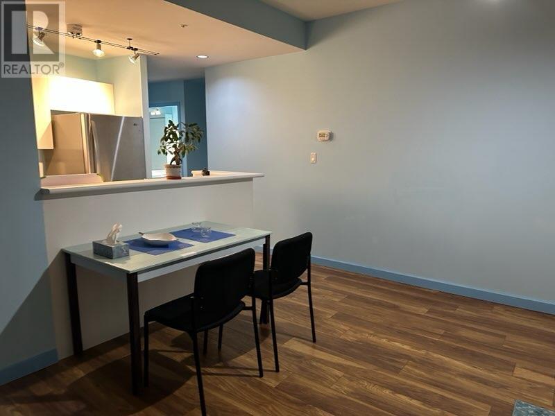 614 989 Nelson Street, Vancouver, British Columbia  V6Z 2S1 - Photo 2 - R2812250