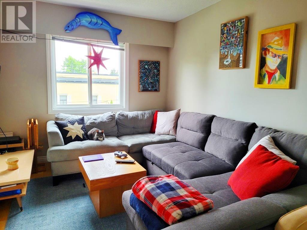 610 Salsbury Drive, Vancouver, British Columbia  V5L 3Z9 - Photo 11 - R2813104