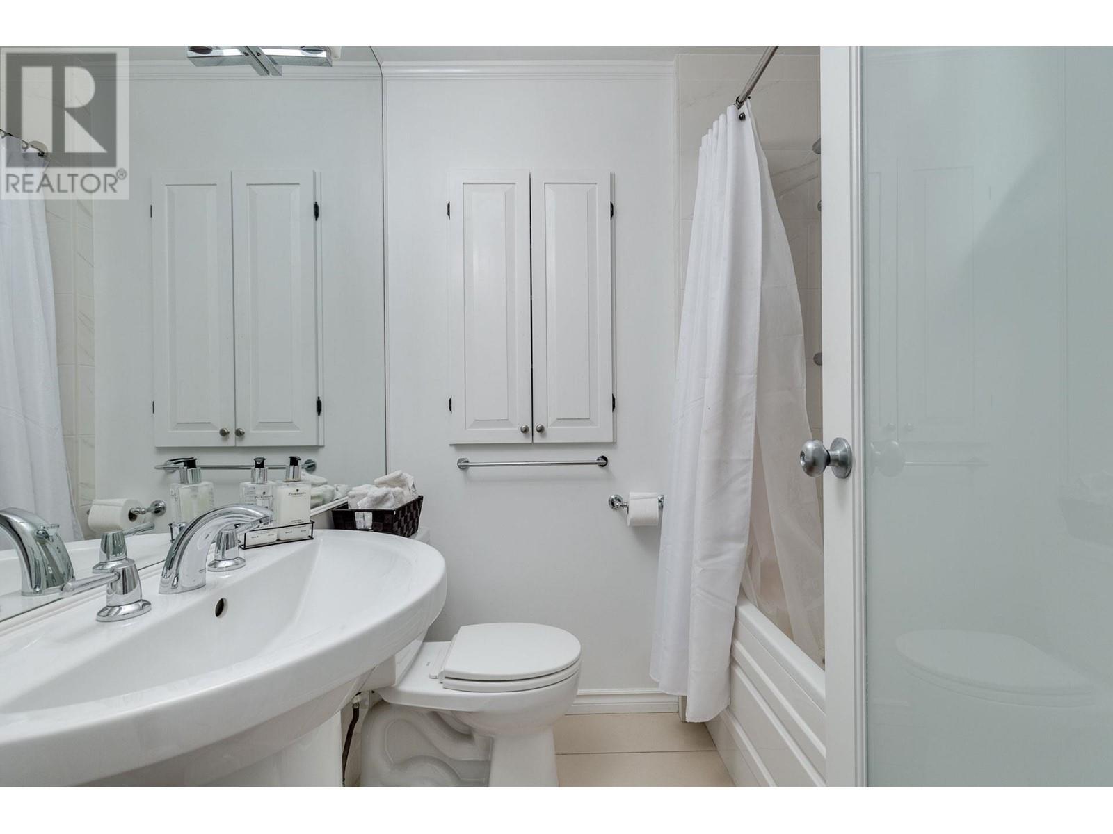 6431 Rosebery Avenue, West Vancouver, British Columbia  V7W 2C5 - Photo 12 - R2813142