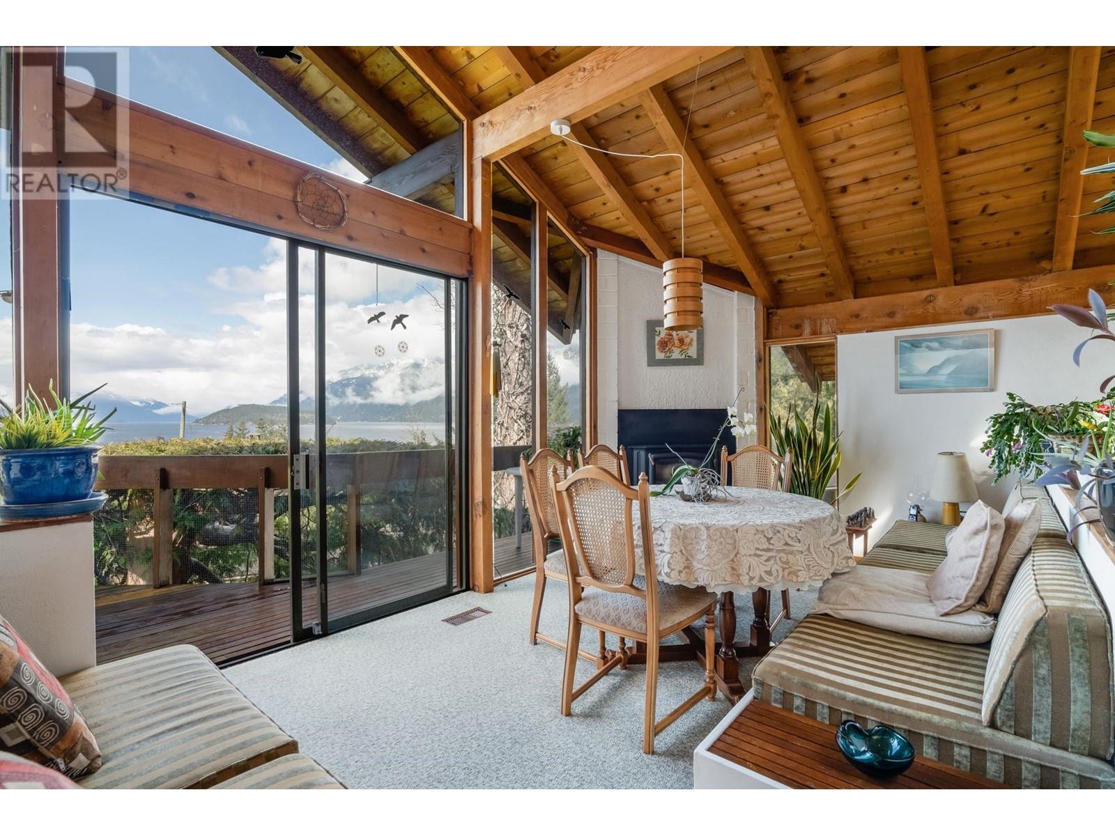 6850 Hycroft Road, West Vancouver, British Columbia  V7W 2K8 - Photo 4 - R2813171