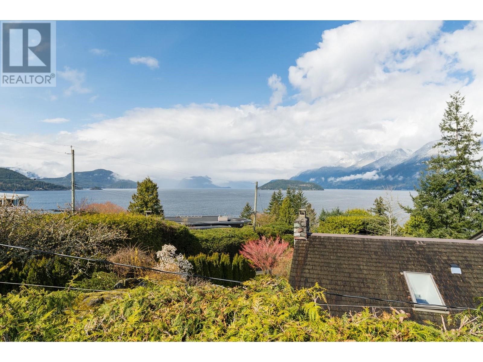 6850 Hycroft Road, West Vancouver, British Columbia  V7W 2K8 - Photo 5 - R2813171