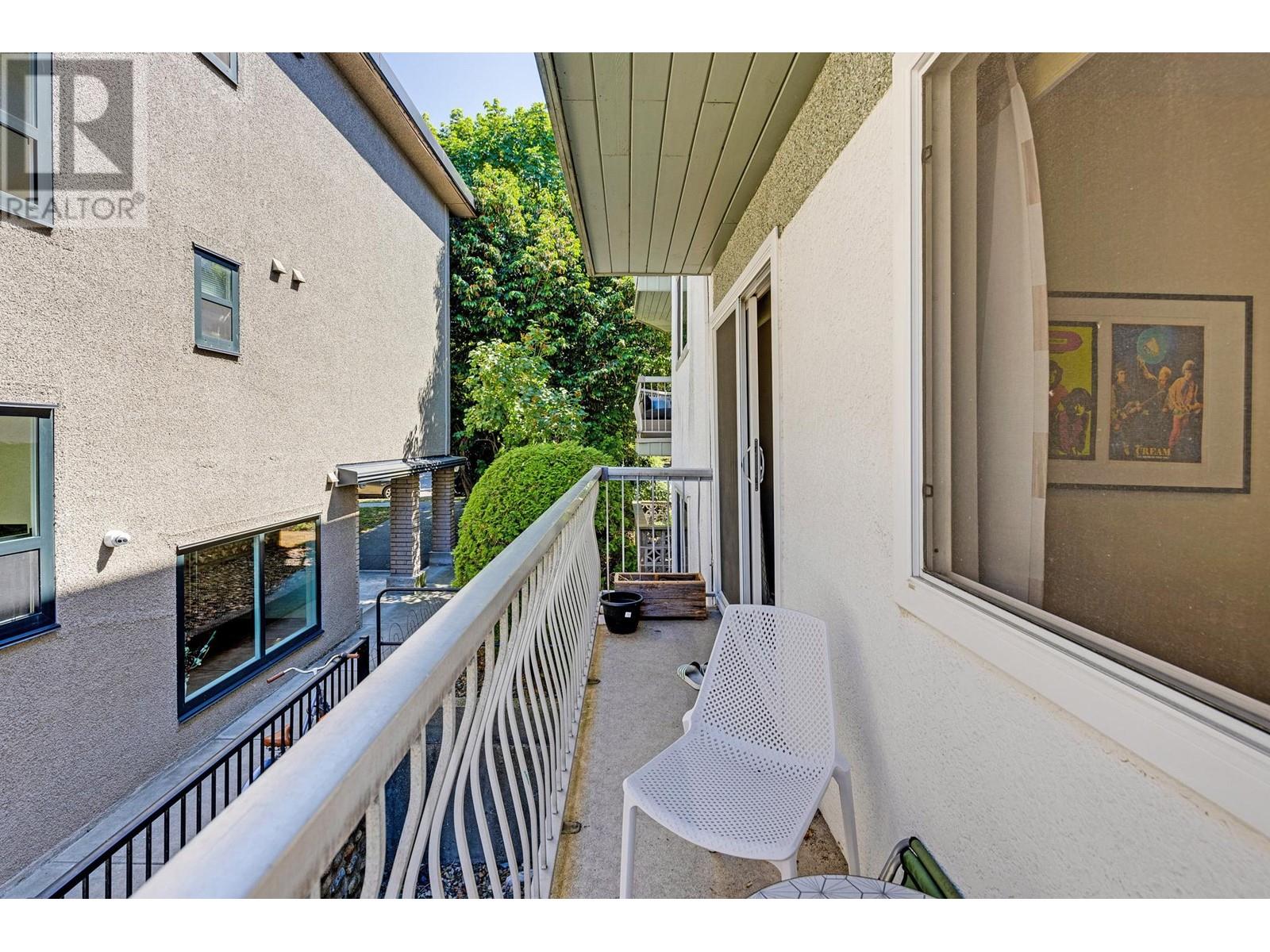 208 2335 York Avenue, Vancouver, British Columbia  V6K 1C8 - Photo 15 - R2813191