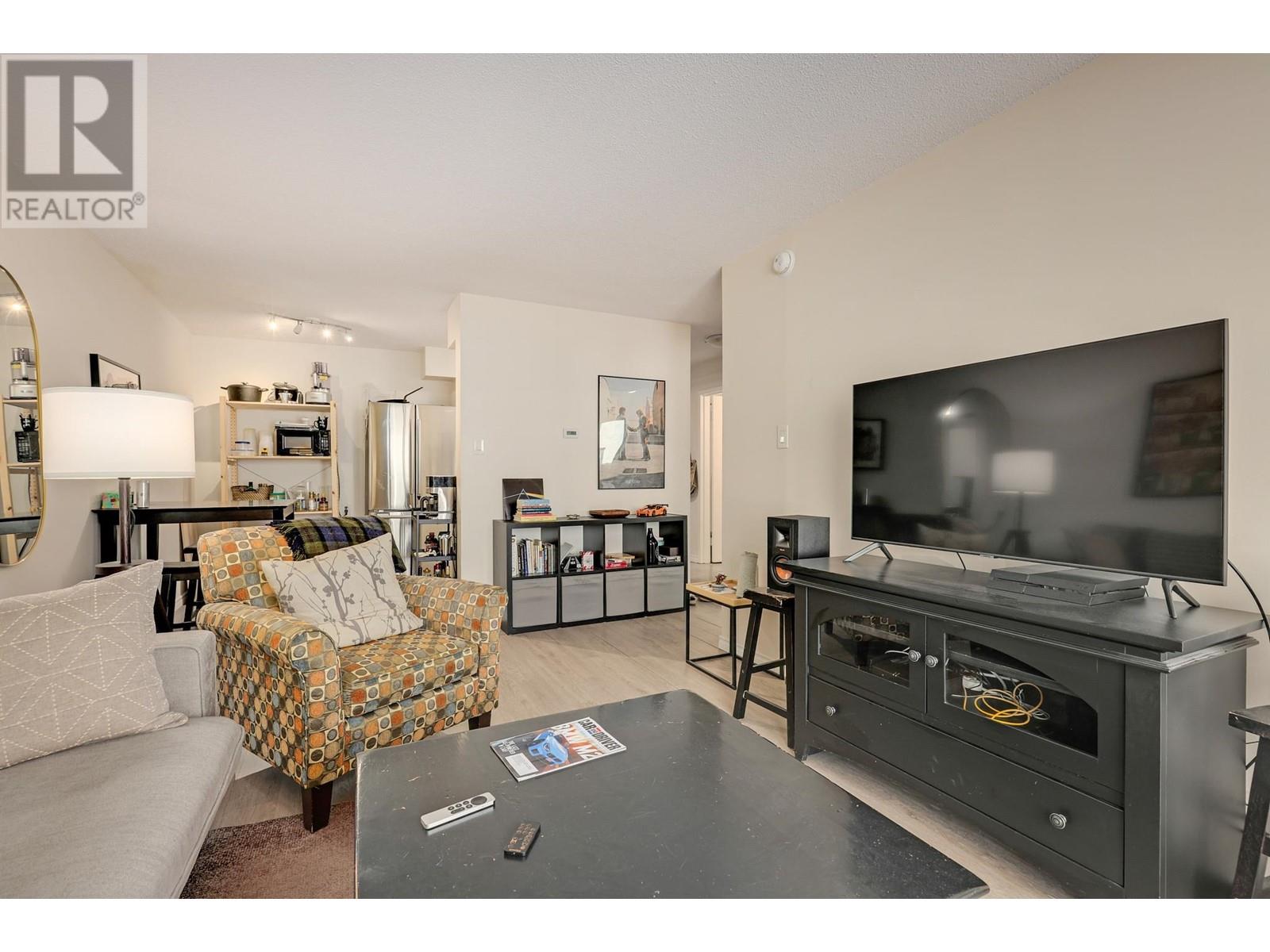 208 2335 York Avenue, Vancouver, British Columbia  V6K 1C8 - Photo 6 - R2813191