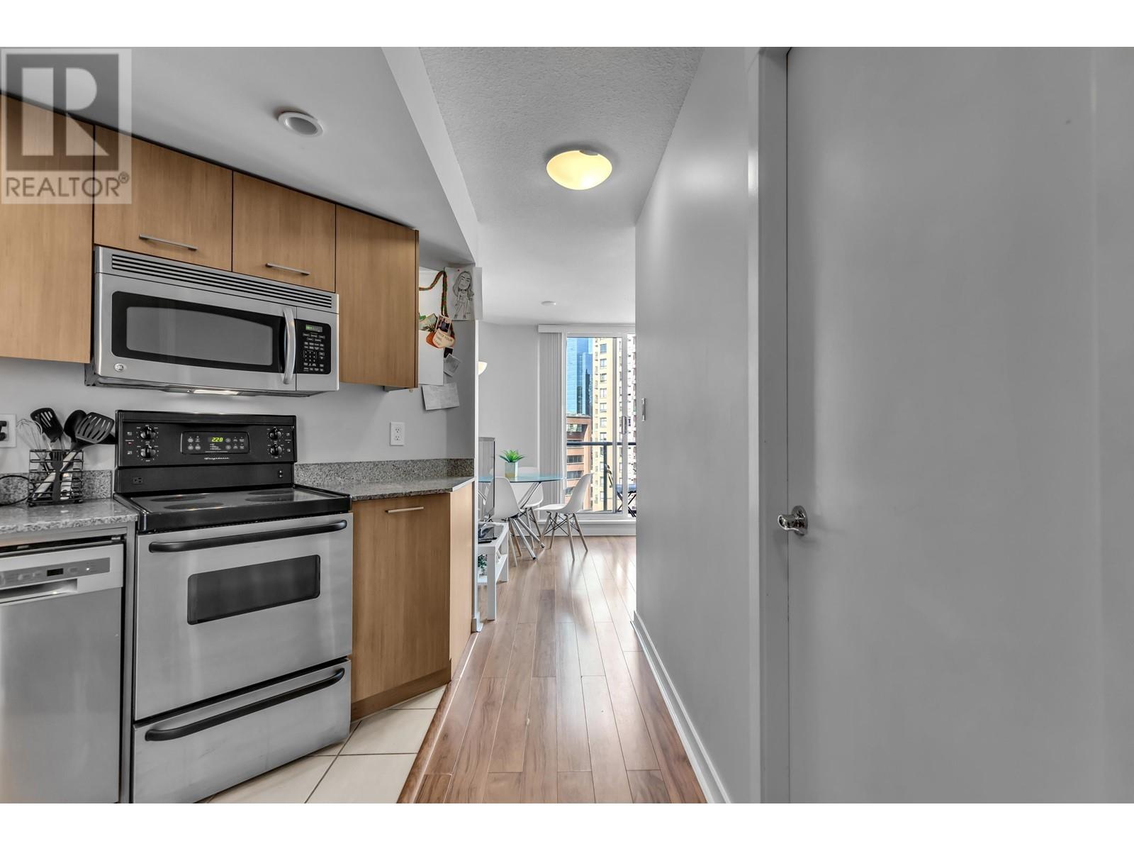 1003 1212 Howe Street, Vancouver, British Columbia  V6Z 2M9 - Photo 3 - R2813222