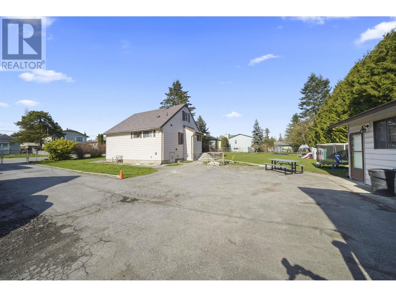 20138 Lorne Avenue, Maple Ridge, British Columbia  V2X 1G1 - Photo 14 - R2813194