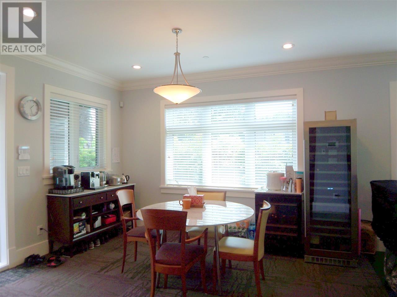 2188 W 59th Avenue, Vancouver, British Columbia  V6P 1Z6 - Photo 12 - R2812499