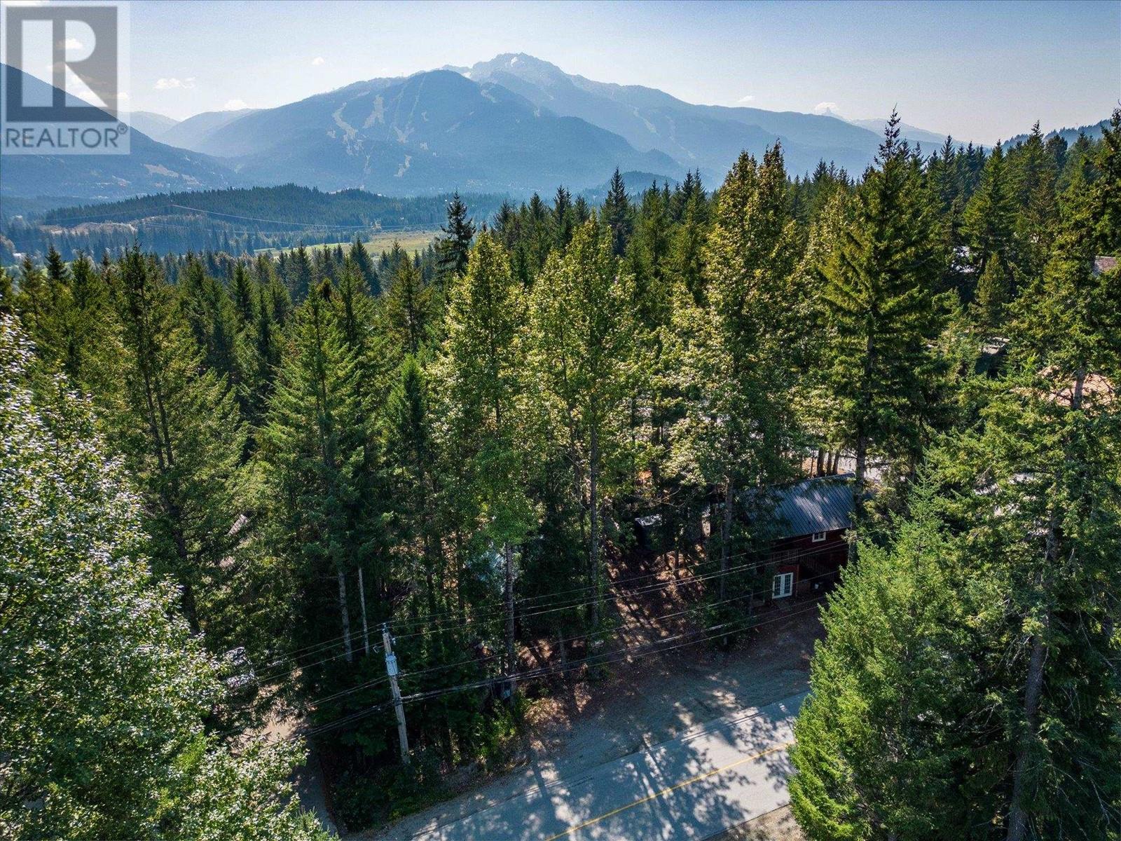 8236 Alpine Way, Whistler, British Columbia  V8E 0G2 - Photo 15 - R2813296