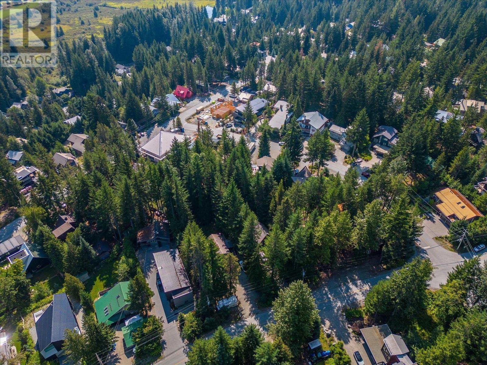 8236 Alpine Way, Whistler, British Columbia  V8E 0G2 - Photo 6 - R2813296
