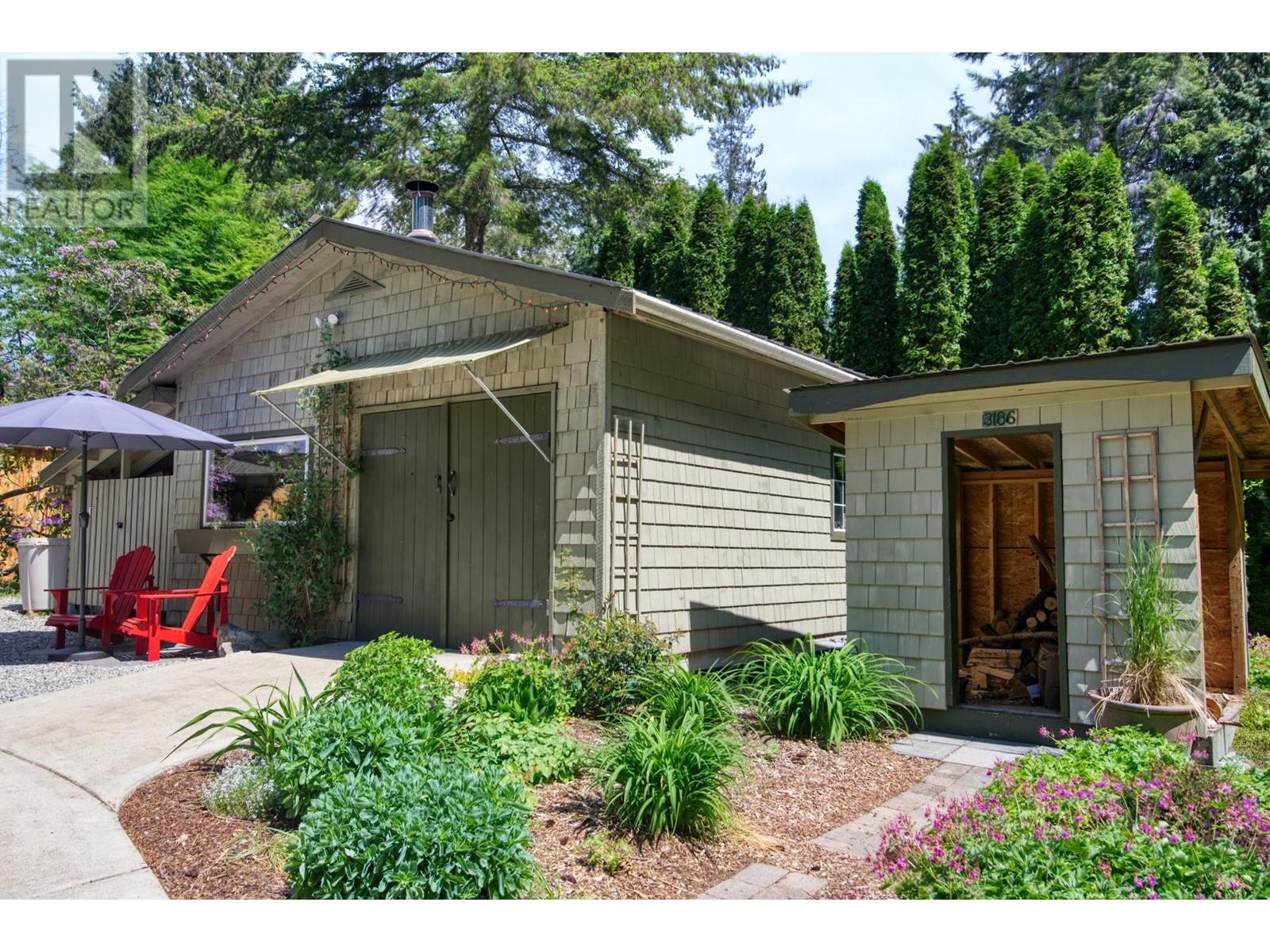 3186 Beach Avenue, Roberts Creek, British Columbia  V0N 2W2 - Photo 39 - R2781361