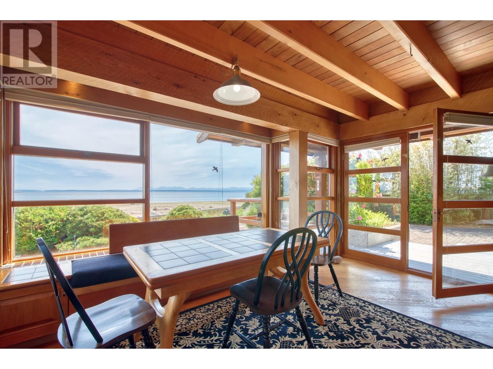 3147 Beach Avenue, Roberts Creek, British Columbia  V0N 2W2 - Photo 12 - R2787835