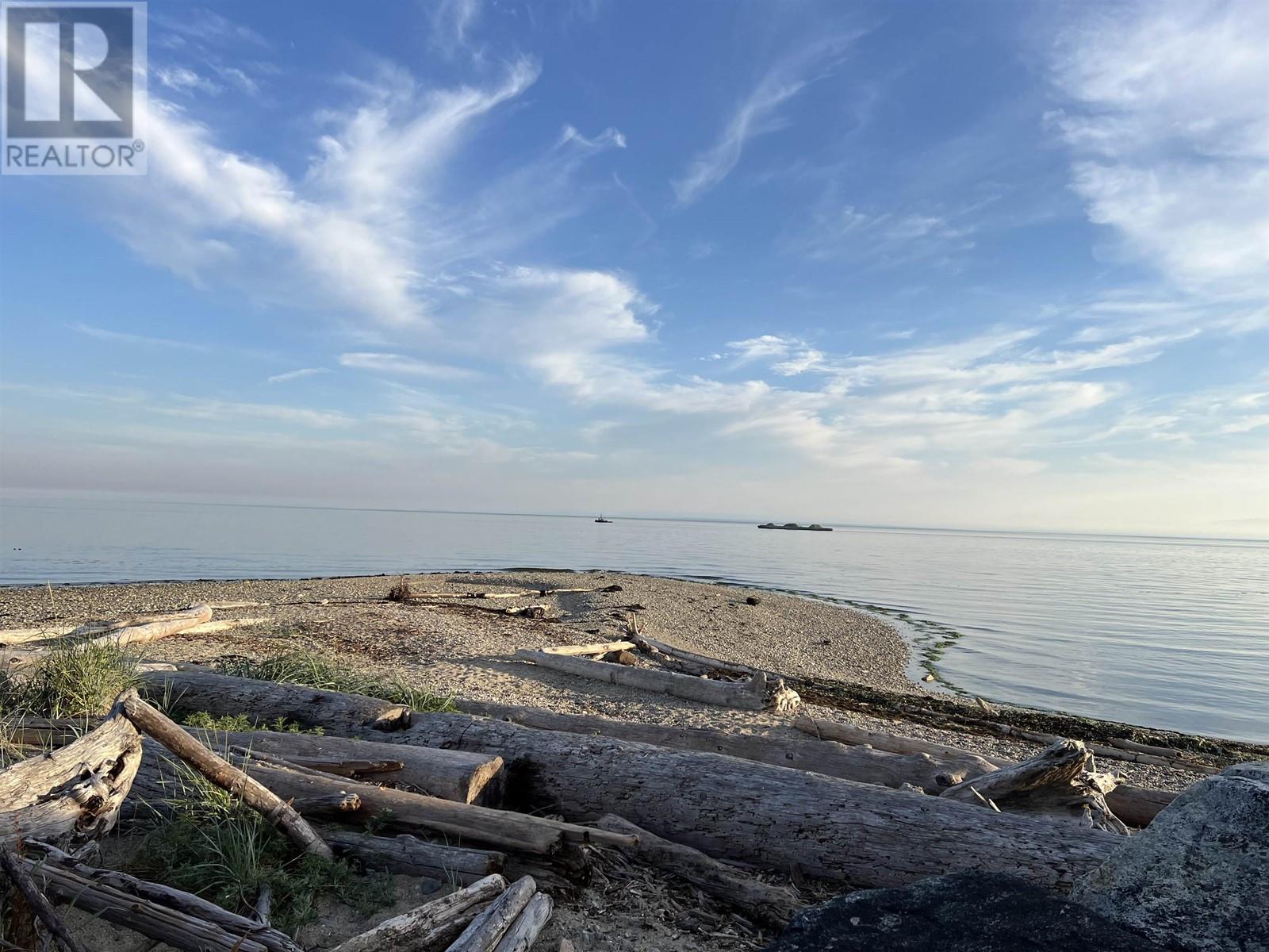 3147 Beach Avenue, Roberts Creek, British Columbia  V0N 2W2 - Photo 6 - R2787835