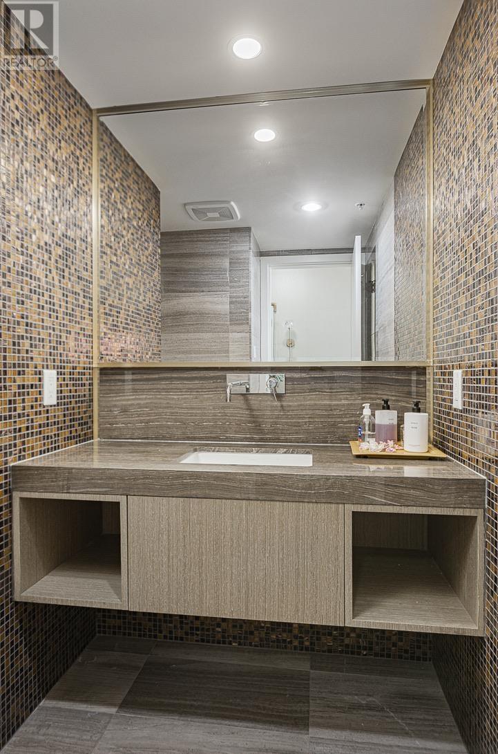 1705 7888 Ackroyd Road, Richmond, British Columbia  V6X 0M9 - Photo 14 - R2812817