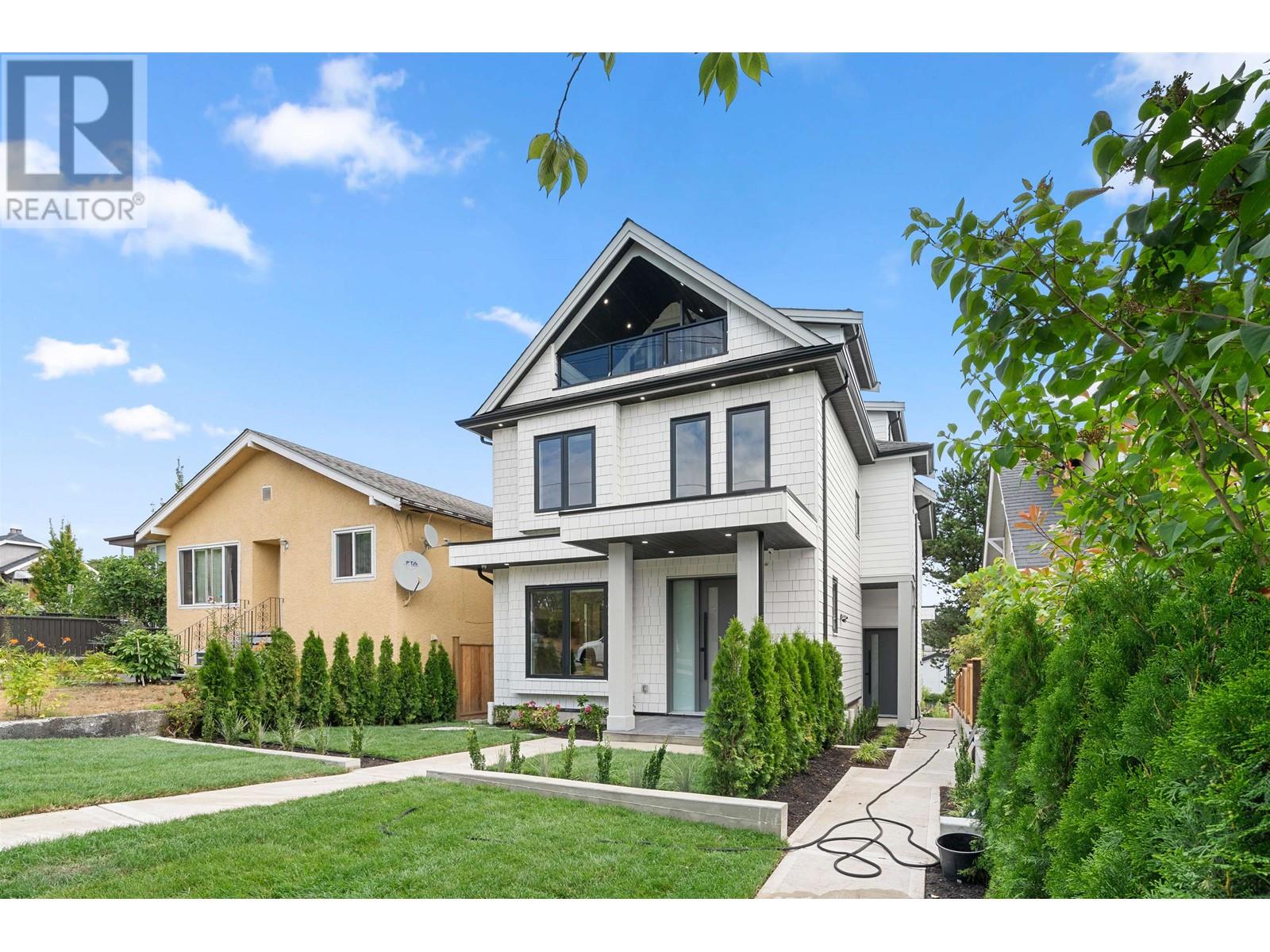 622 Slocan Street, Vancouver, British Columbia  V5K 3X7 - Photo 2 - R2801869