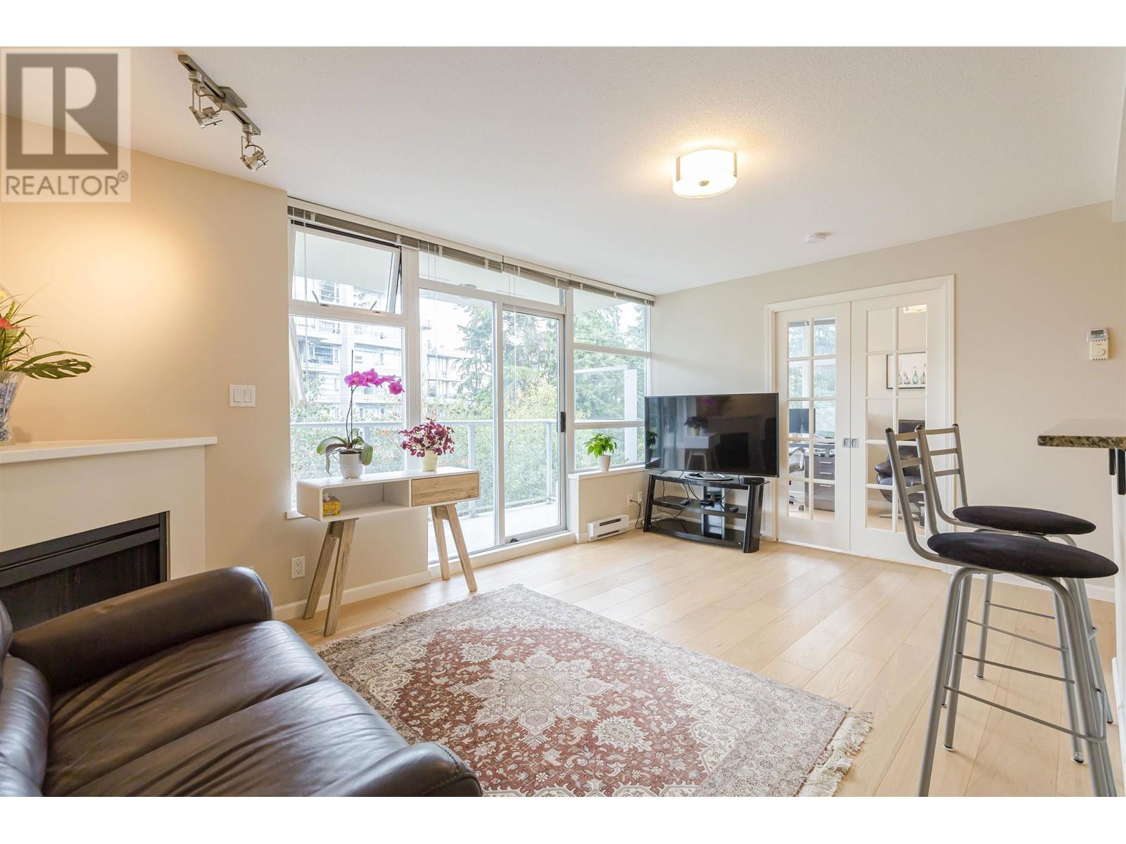 401 9288 University Crescent, Burnaby, British Columbia  V5A 4X7 - Photo 5 - R2813094