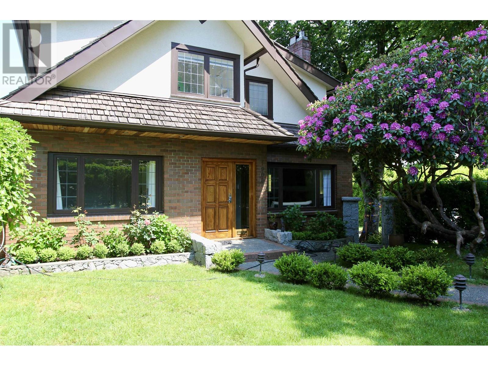 1903 W 37th Avenue, Vancouver, British Columbia  V6M 1N5 - Photo 24 - R2809296