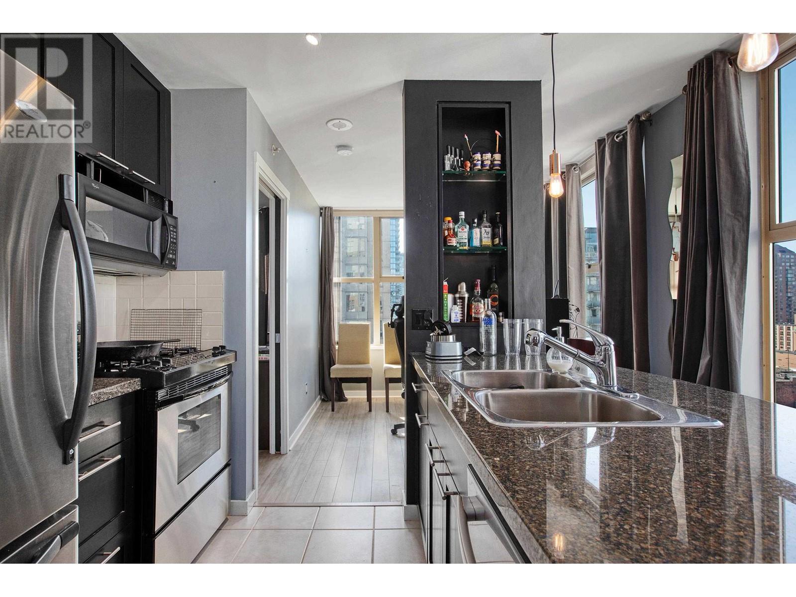 1702 989 Richards Street, Vancouver, British Columbia  V6B 6R6 - Photo 10 - R2813397