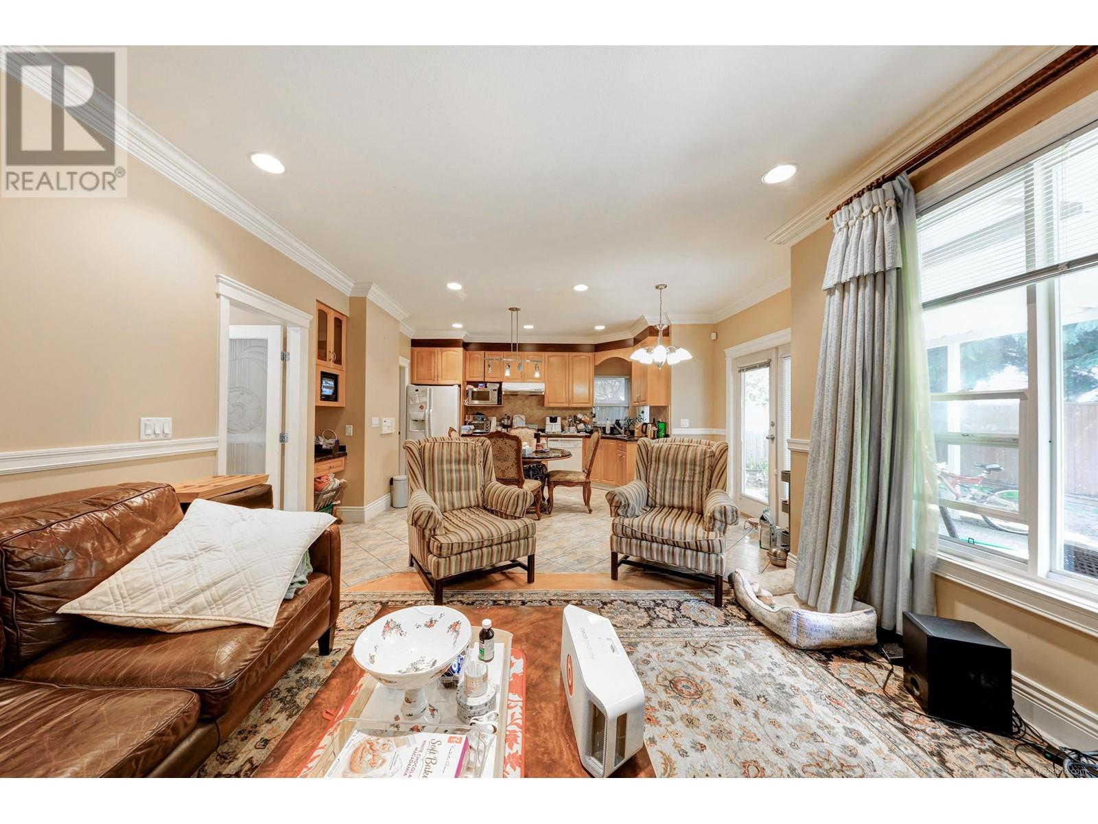 6028 Gibbons Drive, Richmond, British Columbia  V7C 2C8 - Photo 7 - R2813382