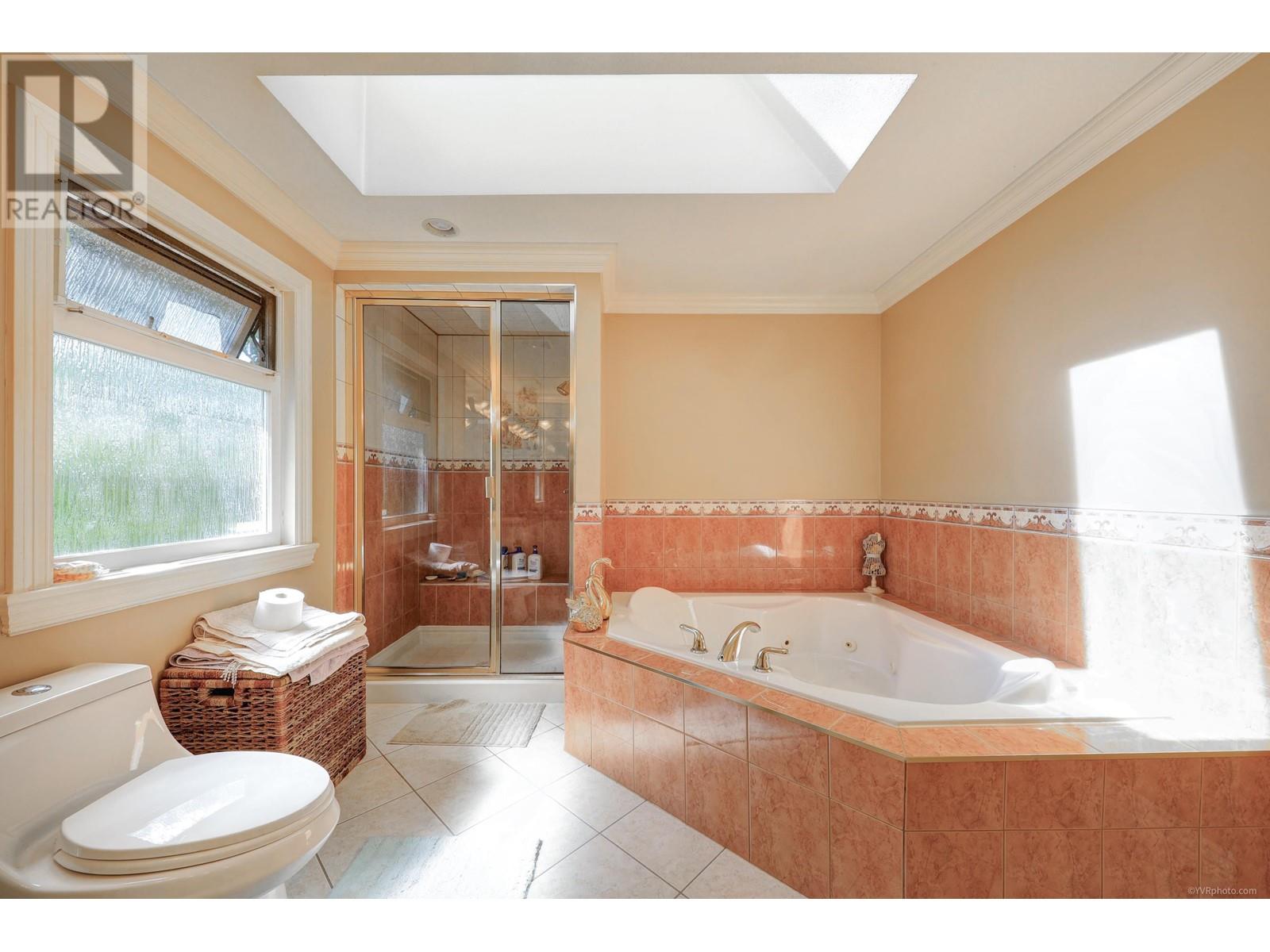 6028 Gibbons Drive, Richmond, British Columbia  V7C 2C8 - Photo 15 - R2813382