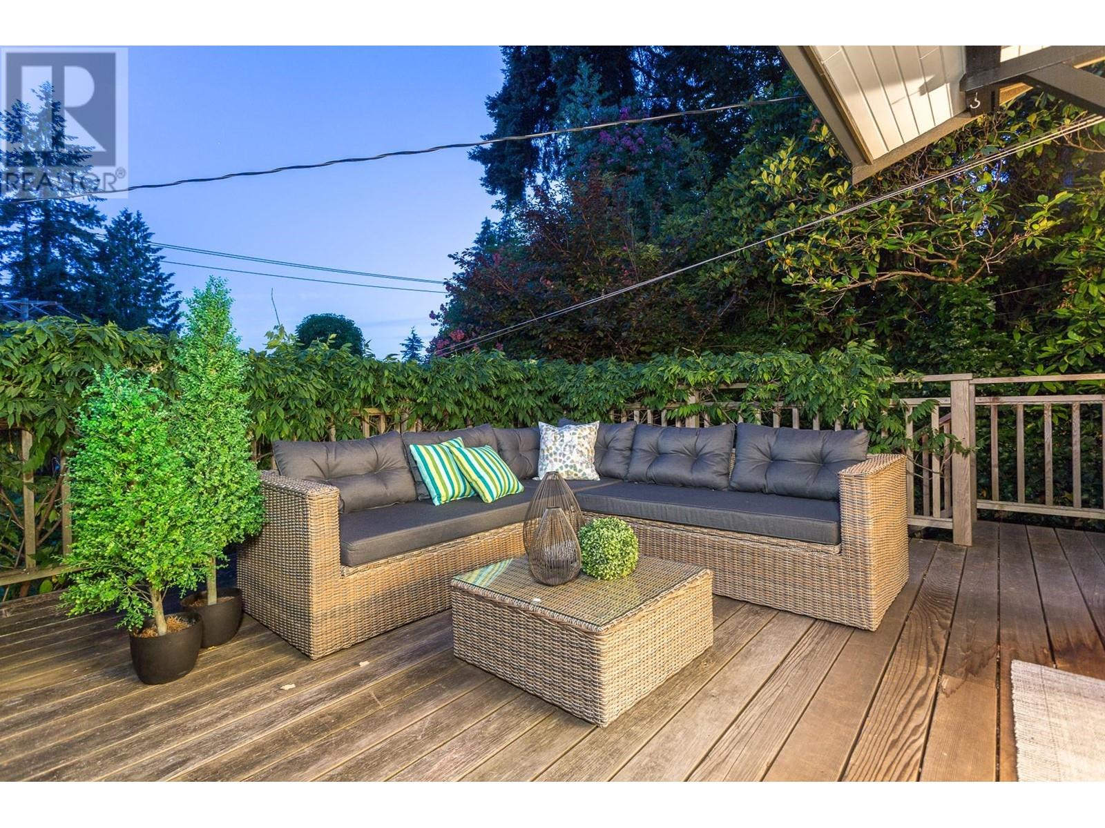 3288 Travers Avenue, West Vancouver, British Columbia  V7V 1G5 - Photo 18 - R2813229