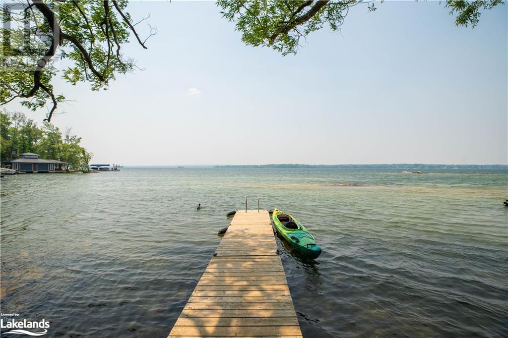 7150 Beach Drive, Washago, Ontario  L0K 2B0 - Photo 15 - 40479863