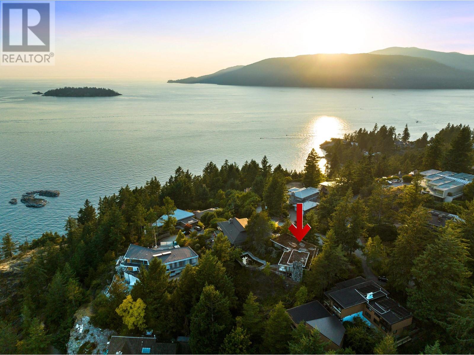 5930 Falcon Road, West Vancouver, British Columbia  V7W 1S3 - Photo 16 - R2813421