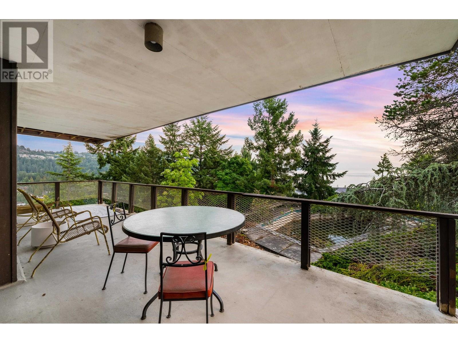 5930 Falcon Road, West Vancouver, British Columbia  V7W 1S3 - Photo 8 - R2813421