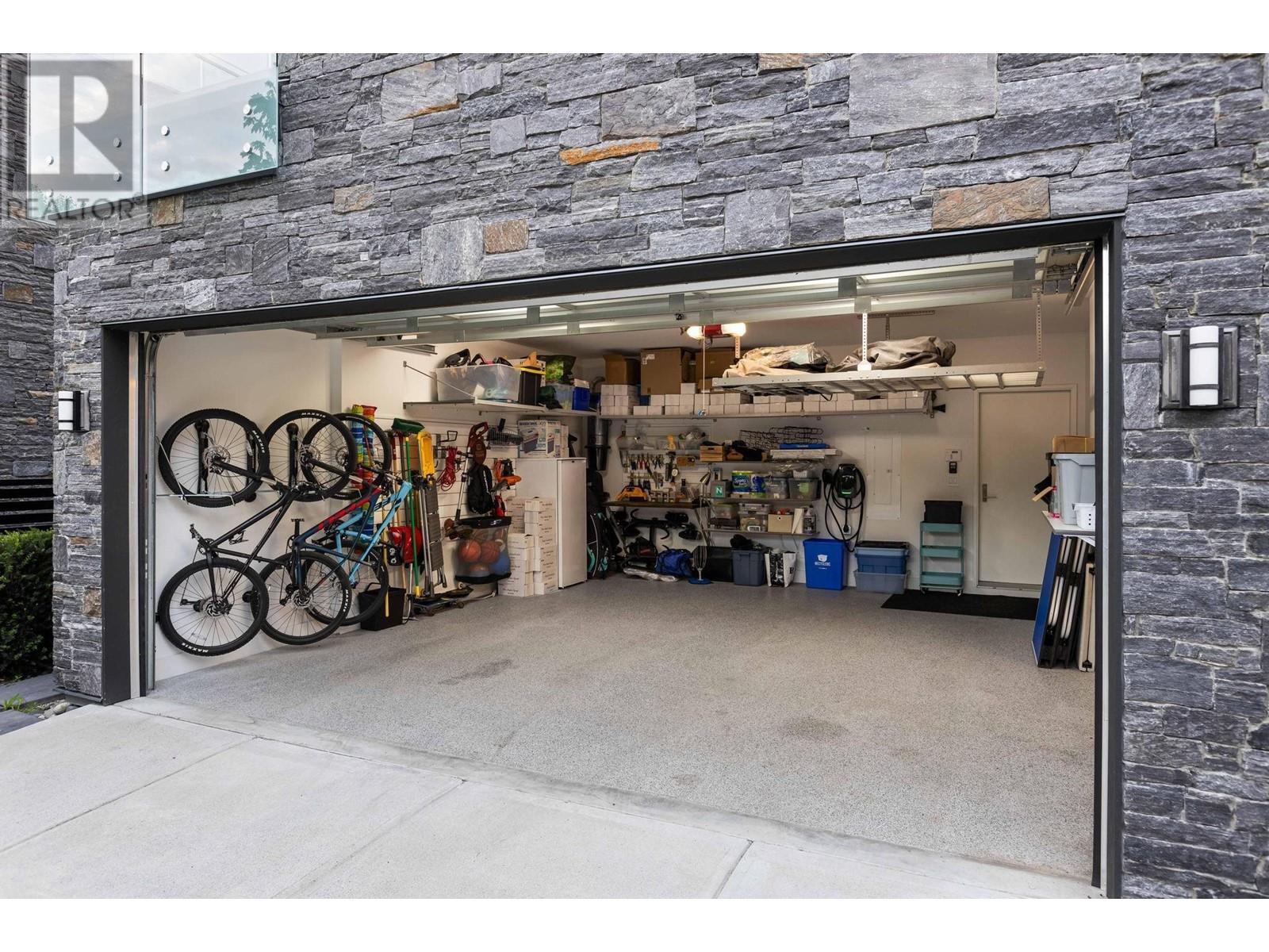 572 Arthur Erickson Place, West Vancouver, British Columbia  V7T 1J1 - Photo 22 - R2813428