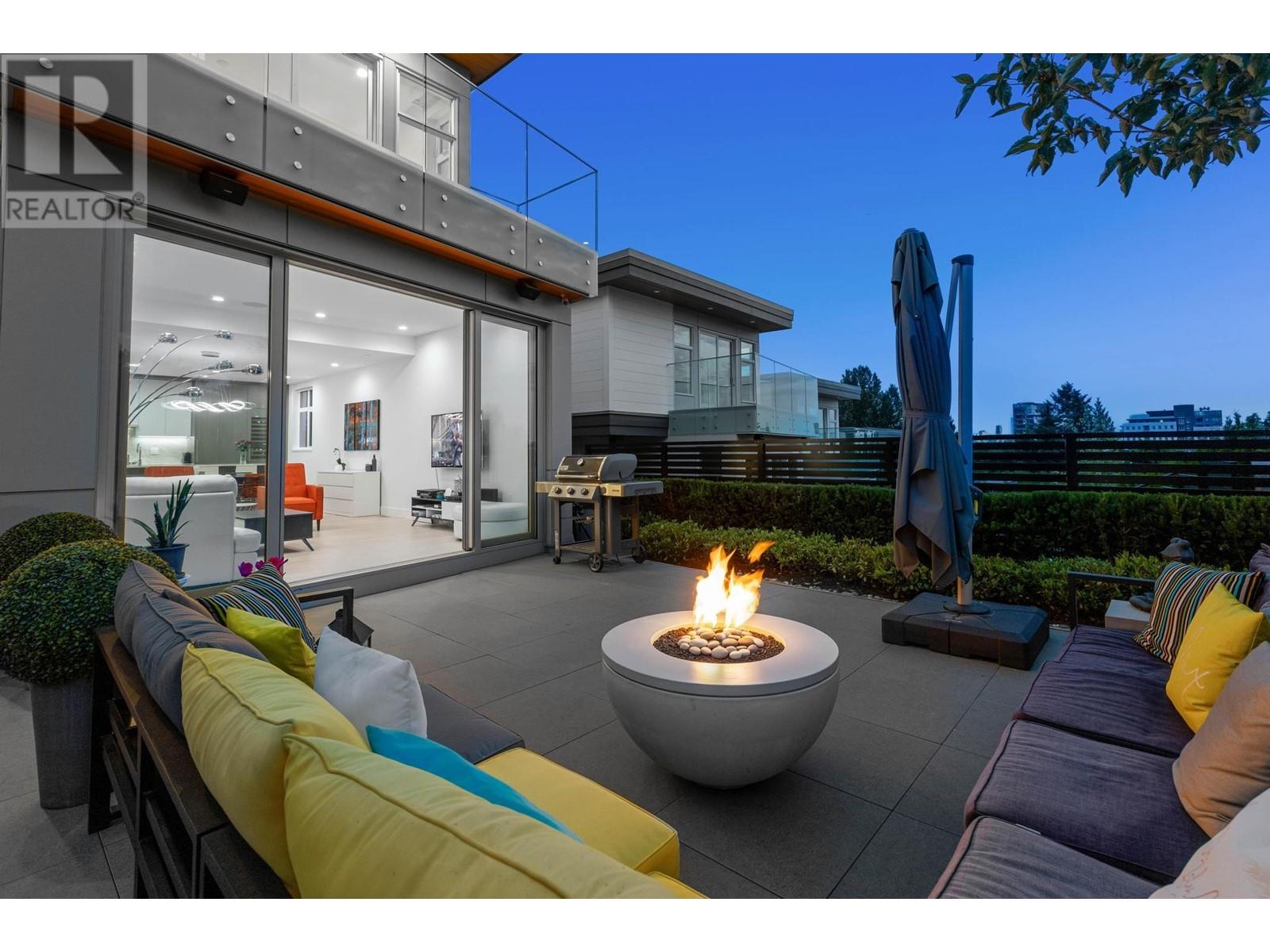 572 Arthur Erickson Place, West Vancouver, British Columbia  V7T 1J1 - Photo 27 - R2813428