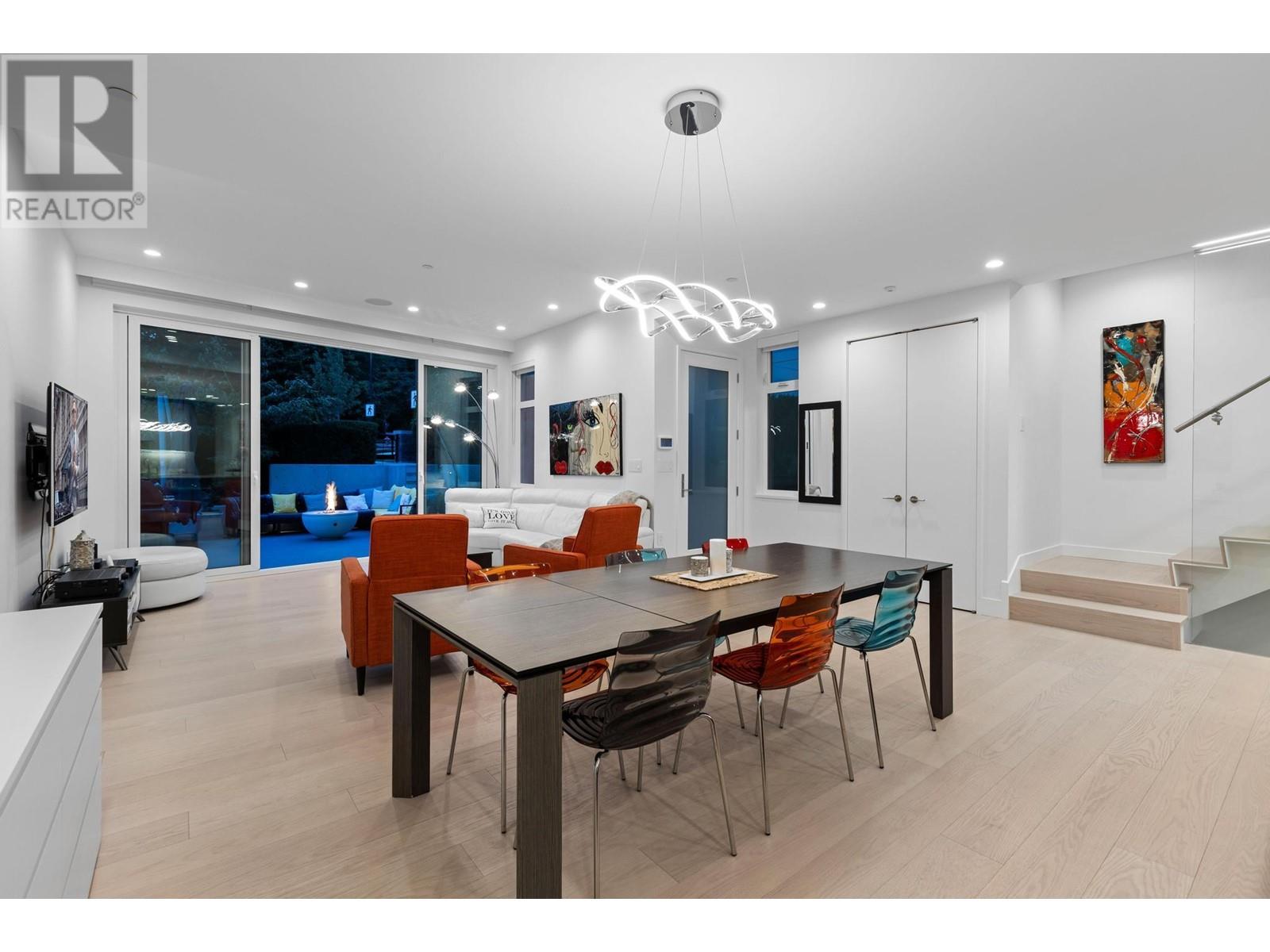 572 Arthur Erickson Place, West Vancouver, British Columbia  V7T 1J1 - Photo 8 - R2813428