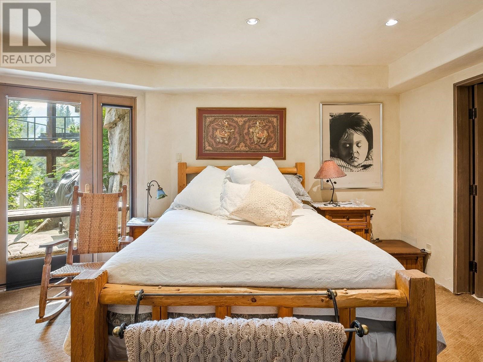 3359 Osprey Place, Whistler, British Columbia  V8E 0B8 - Photo 25 - R2811255