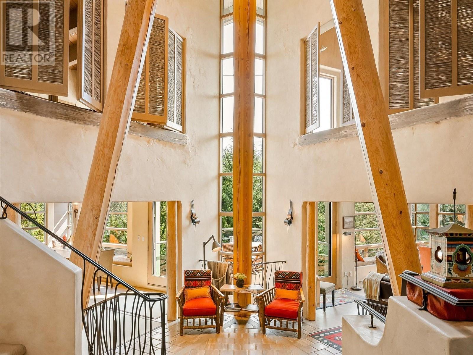 3359 Osprey Place, Whistler, British Columbia  V8E 0B8 - Photo 5 - R2811255