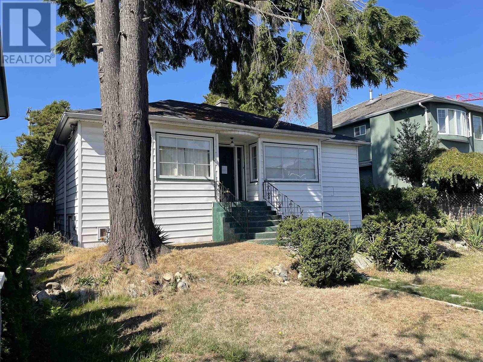 8519 Shaughnessy Street, Vancouver, British Columbia  V6P 3Y1 - Photo 4 - R2813498