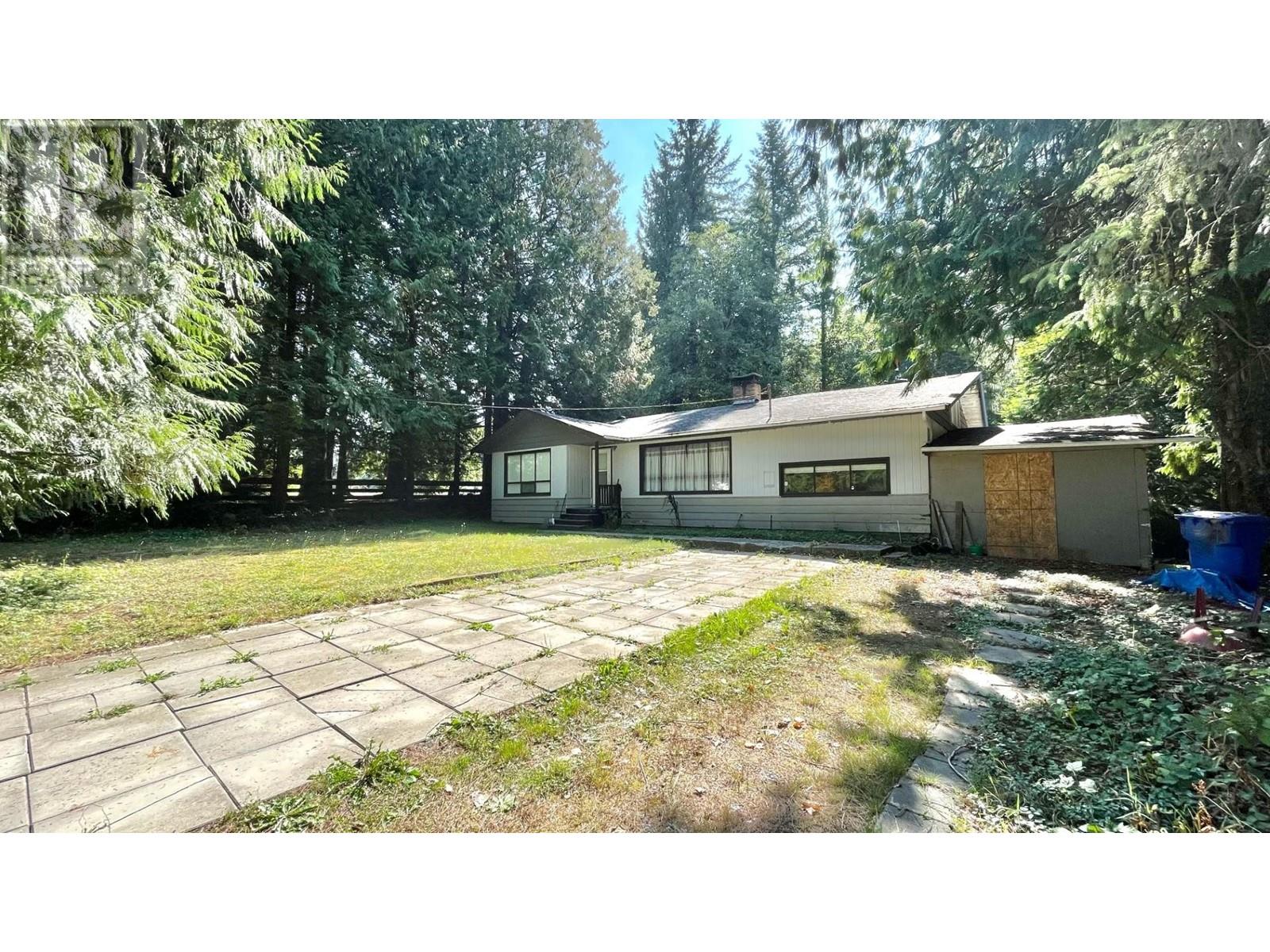 25298 124 Avenue, Maple Ridge, British Columbia  V4R 1T9 - Photo 2 - R2813427